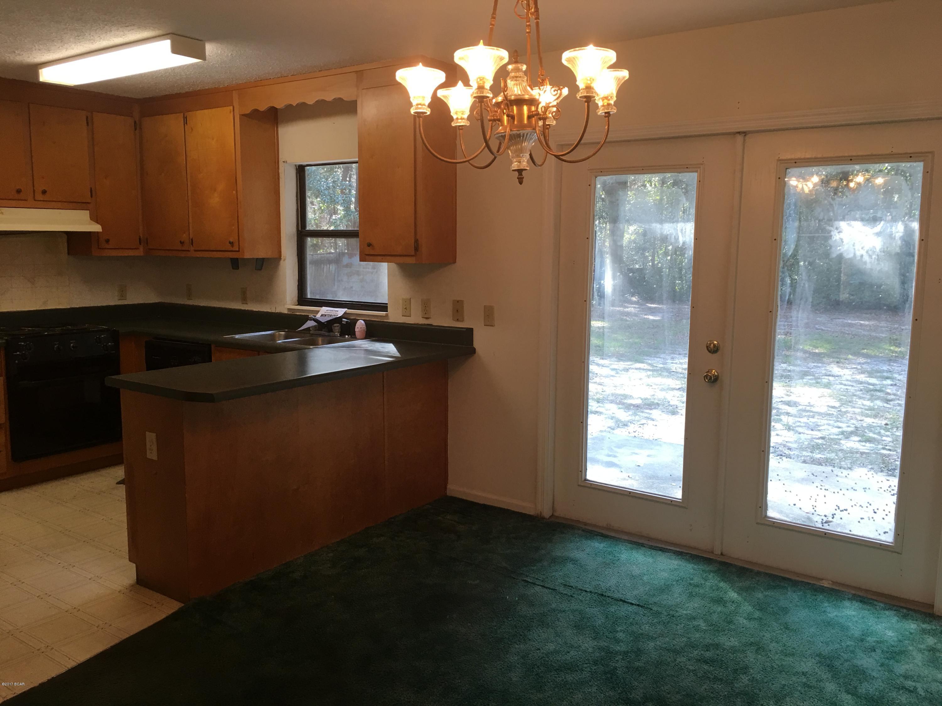 Pine View Add. Unrec - Residential