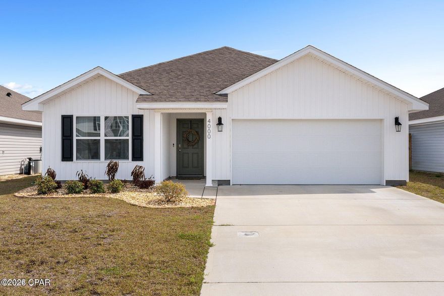 Welcome to this beautiful 3-bedroom, 2-bathroom home located in the desirable Brighton Oaks community. Built in 2021, this property offers modern finishes and a like-new feel throughout, making it the perfect place to call home. The home is ideally situated with convenient access to Highway 231 and Highway 390, placing you just minutes from everything Panama City has to offer, including shopping, dining, and entertainment. Enjoy comfortable living in a well-maintained, newer home in a prime location. Pets are welcome with a limit of two, subject to owner approval. Quarterly pest control is offered by the owner.