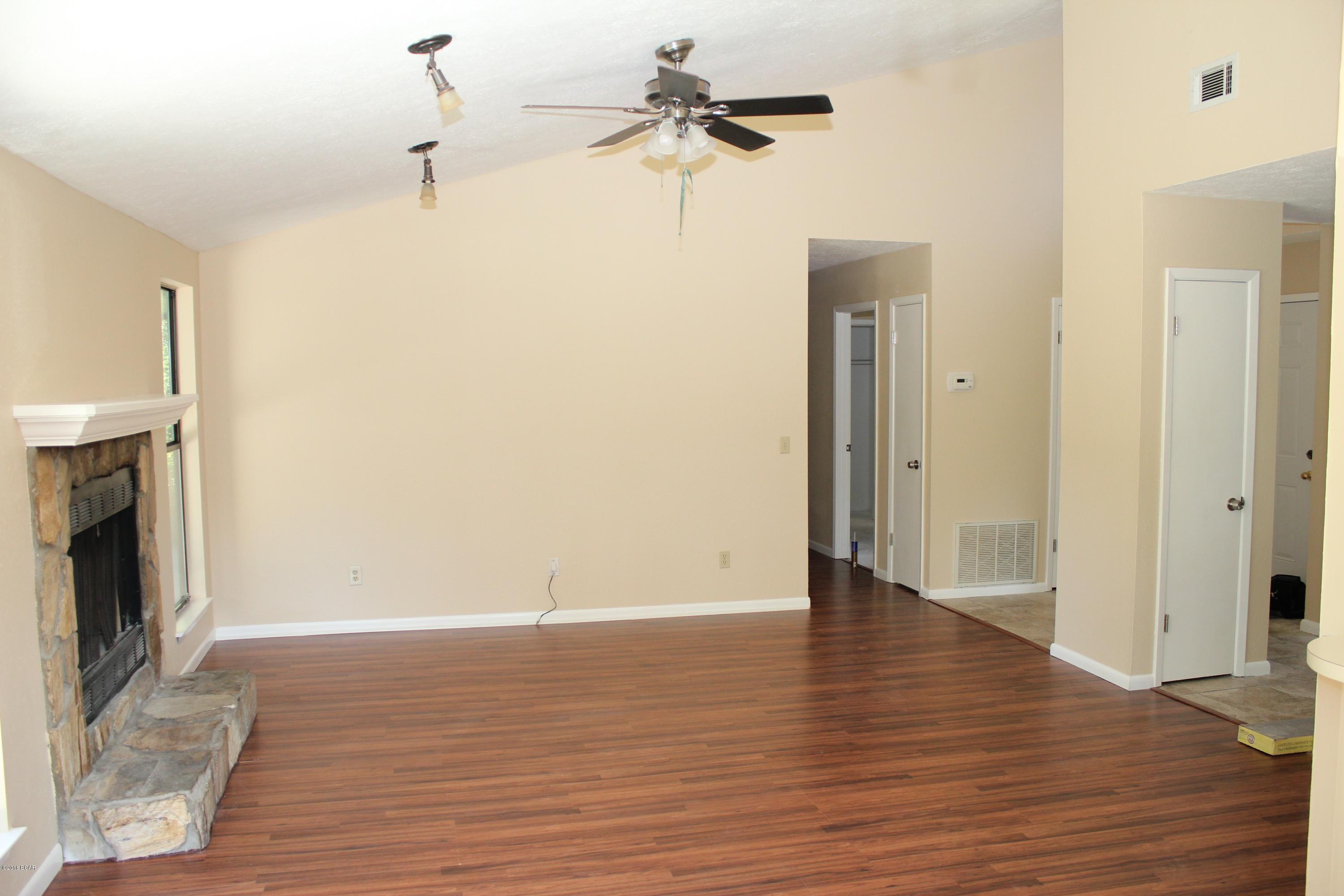 Grand Lagoon Shores 1 - Residential