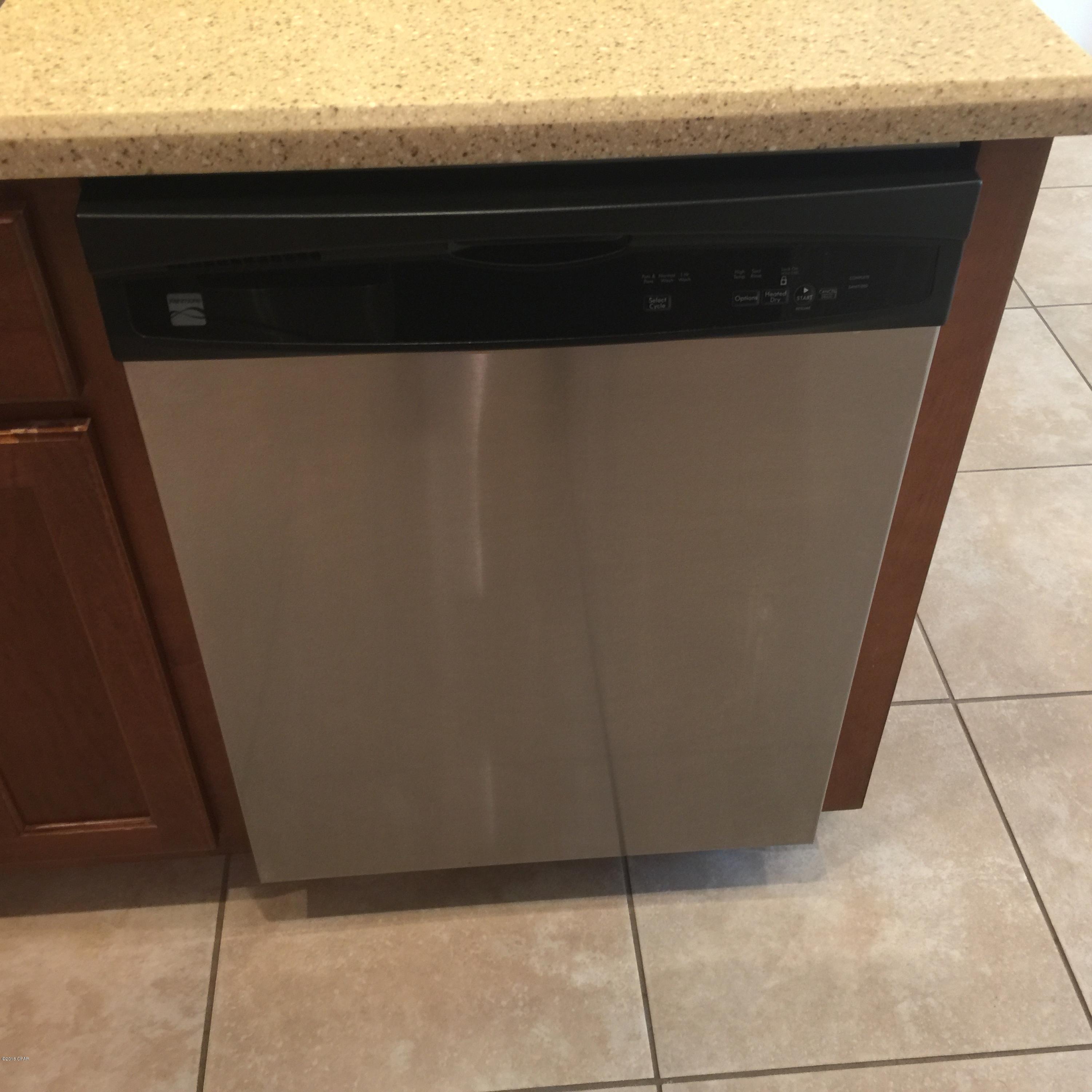 [No Recorded Subdiv] - Residential Lease