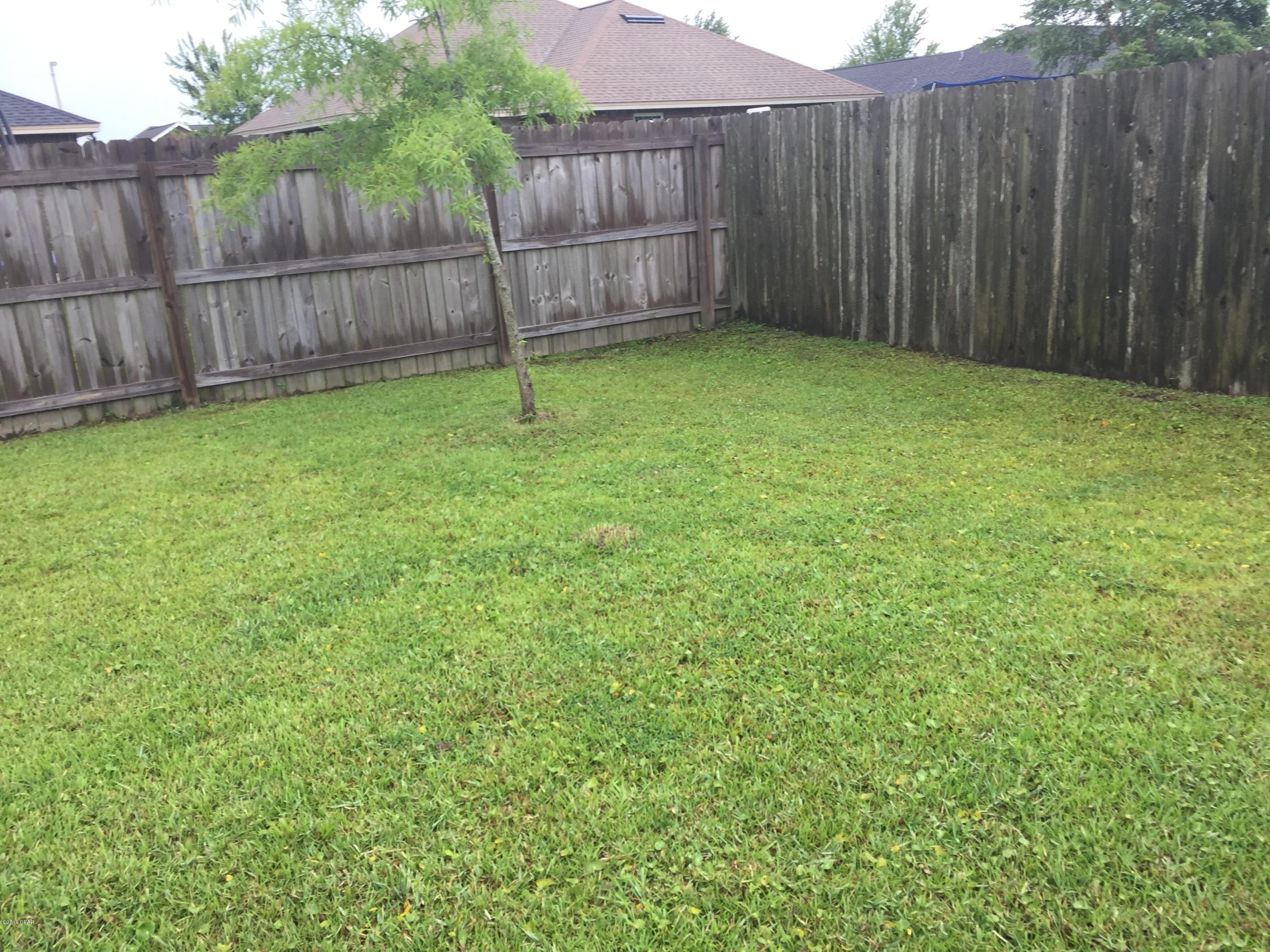 [No Recorded Subdiv] - Residential Lease