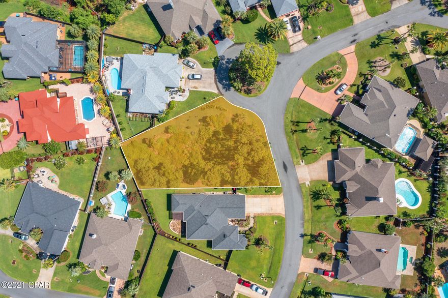 Nice lot in the popular neighborhood of Palm Bay in the heart of the east end of Panama City Beach.