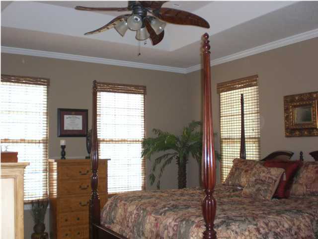 Riverside Park - Residential Lease