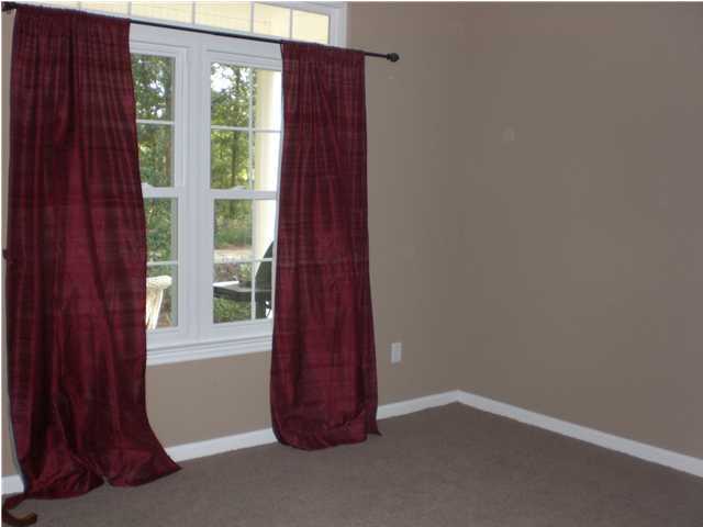 Riverside Park - Residential Lease