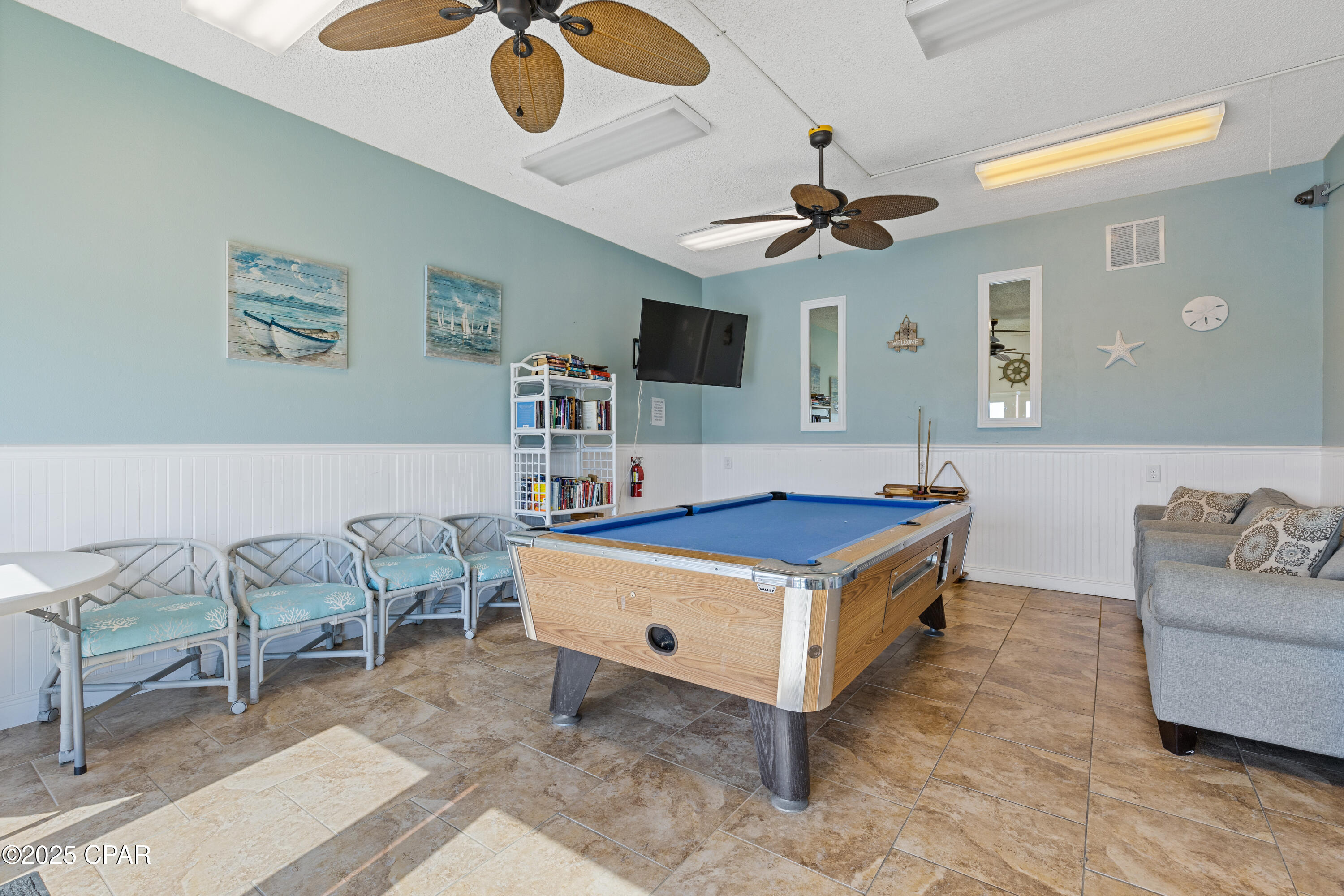 Mariner West Condo - Residential