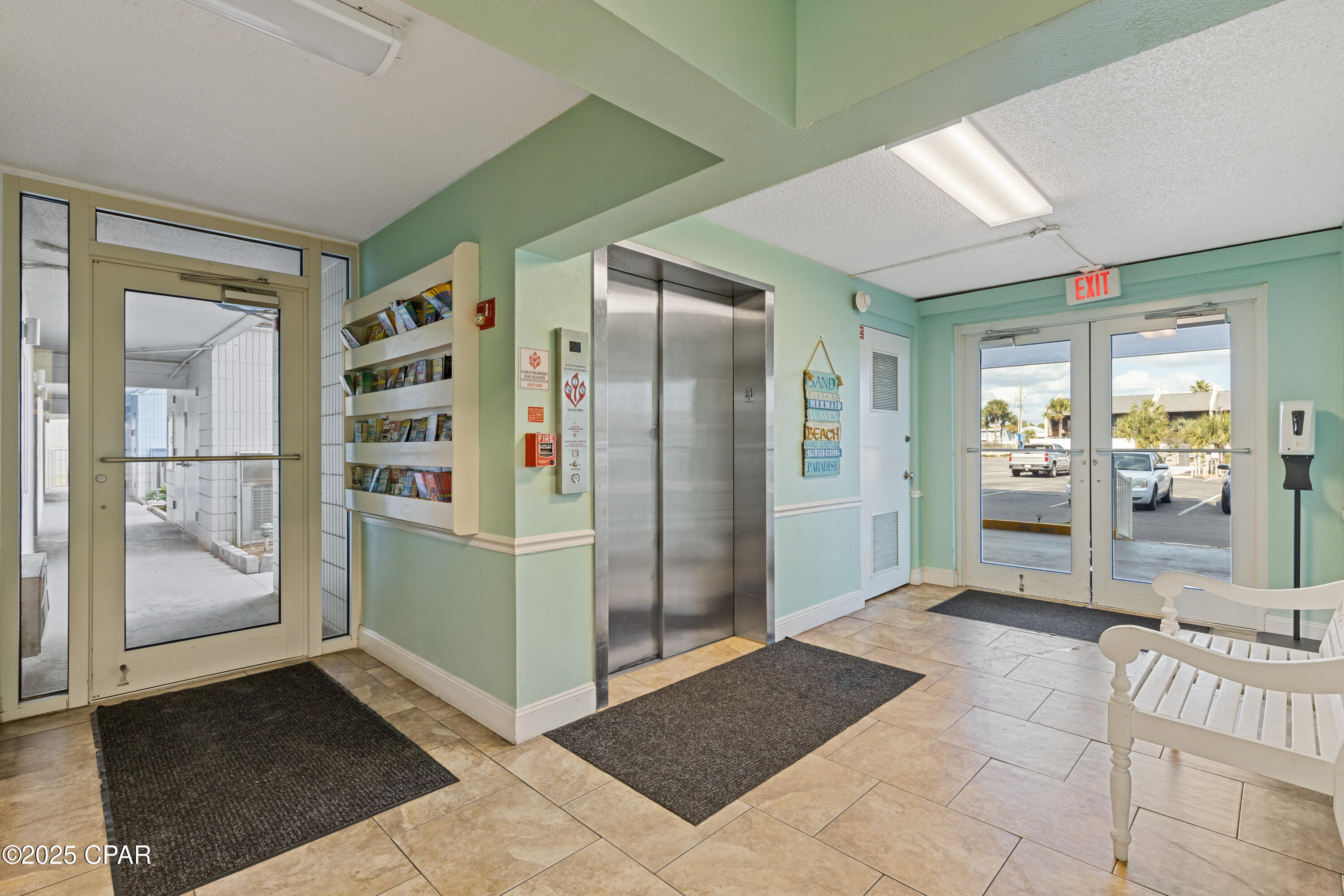 Mariner West Condo - Residential