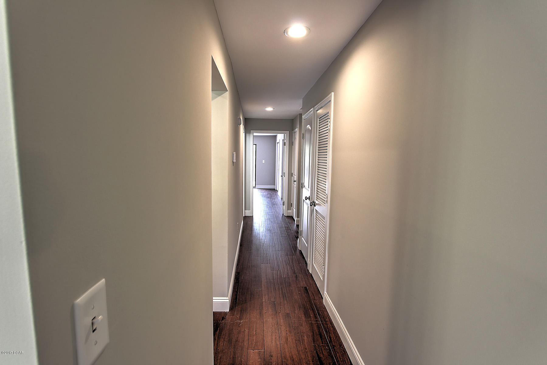 Hombre Golf Village - Residential Lease