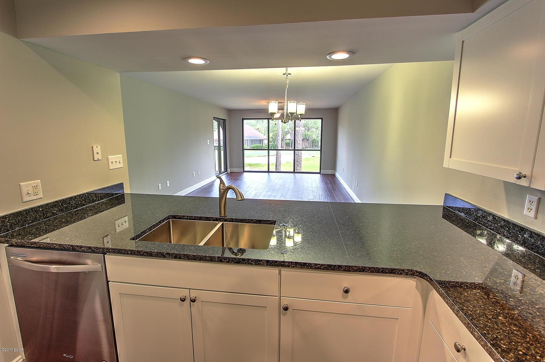 Hombre Golf Village - Residential Lease