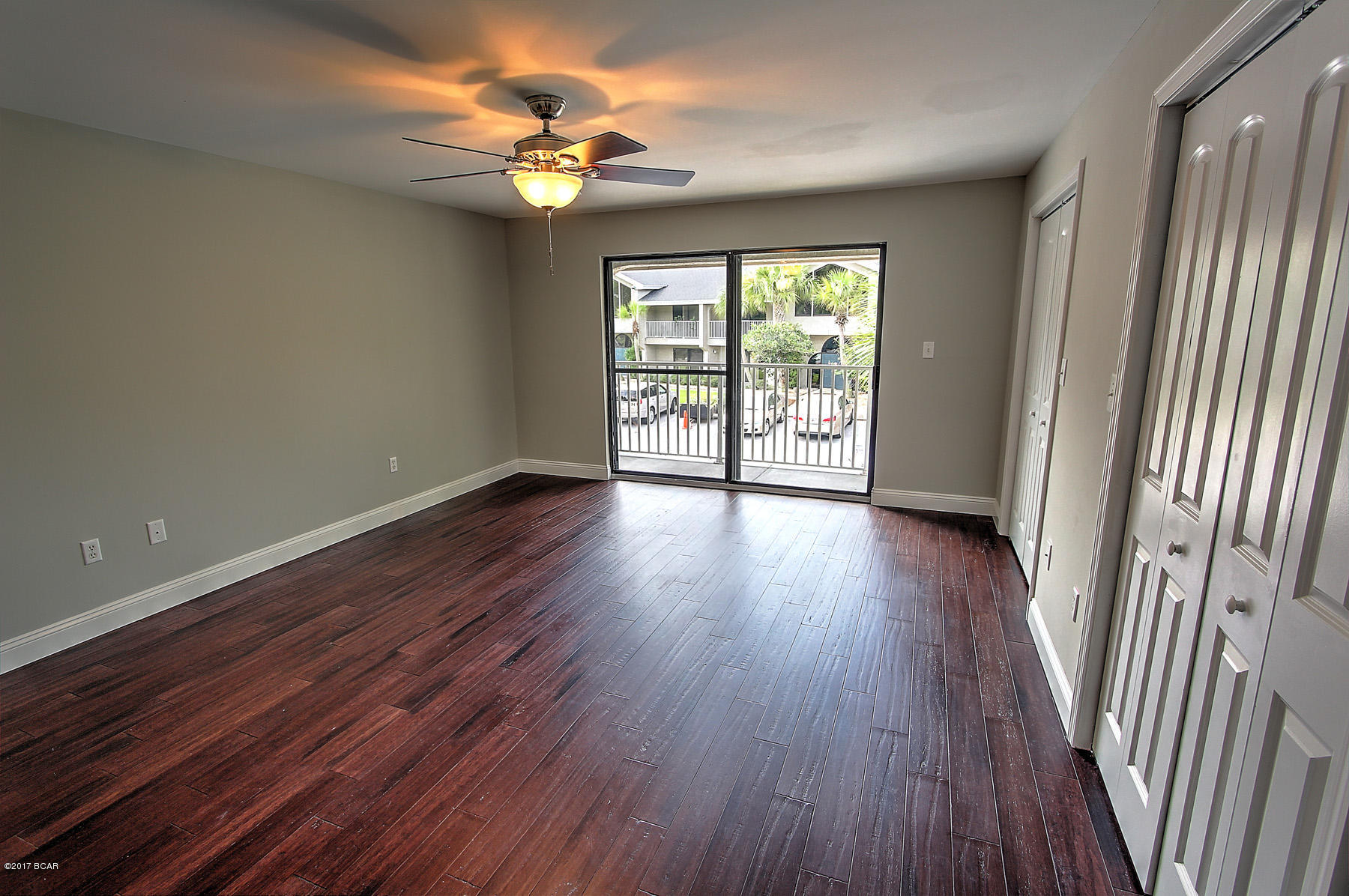 Hombre Golf Village - Residential Lease