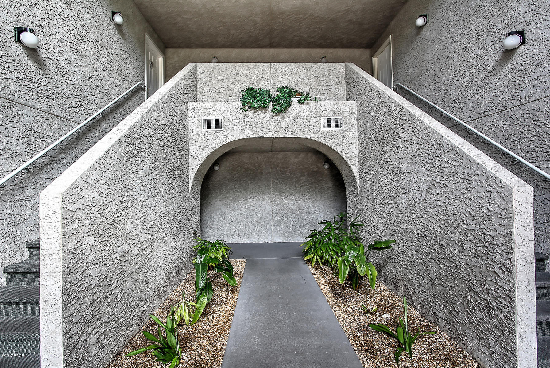 Hombre Golf Village - Residential Lease