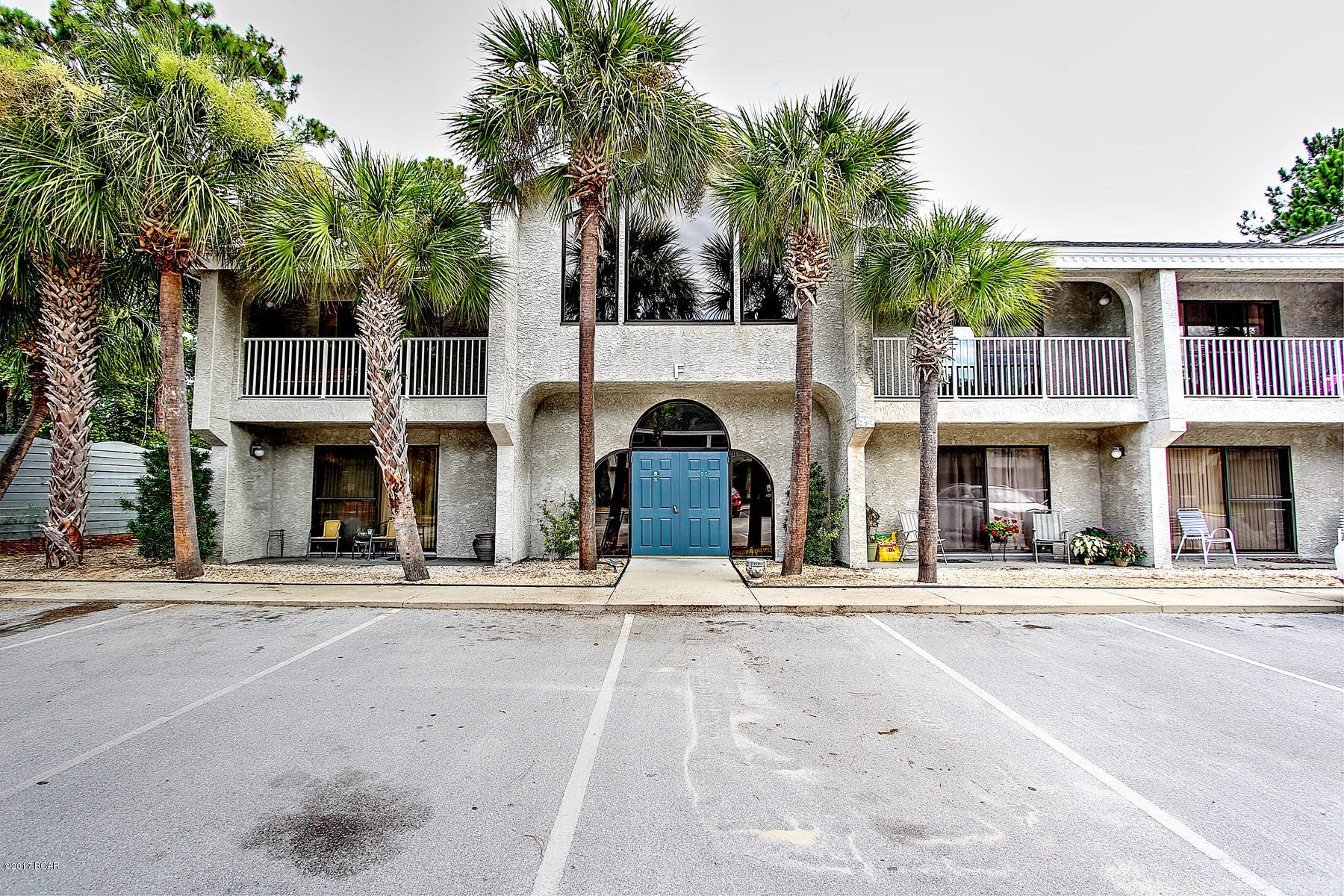 Hombre Golf Village - Residential Lease