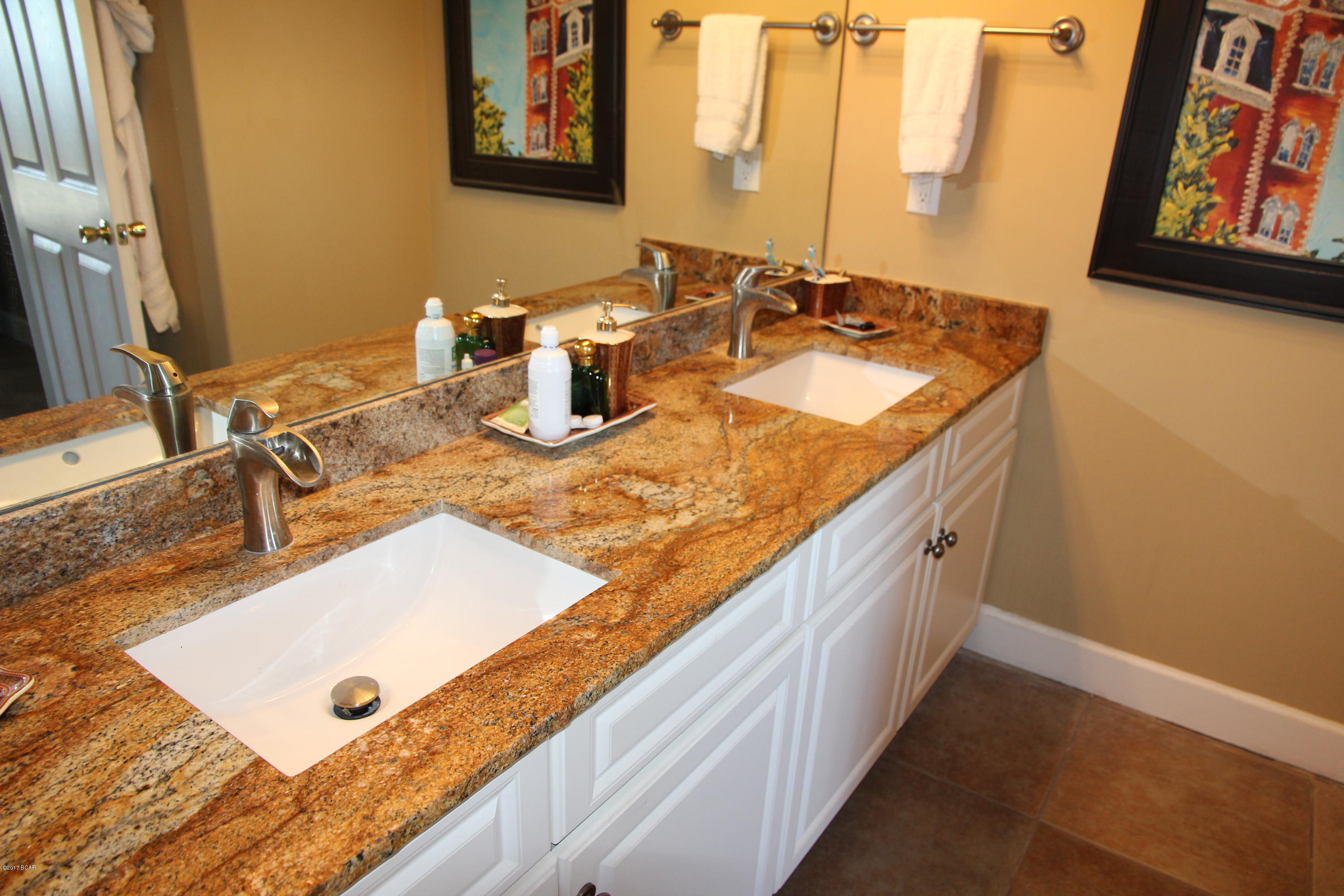 Ocean Ritz - Residential