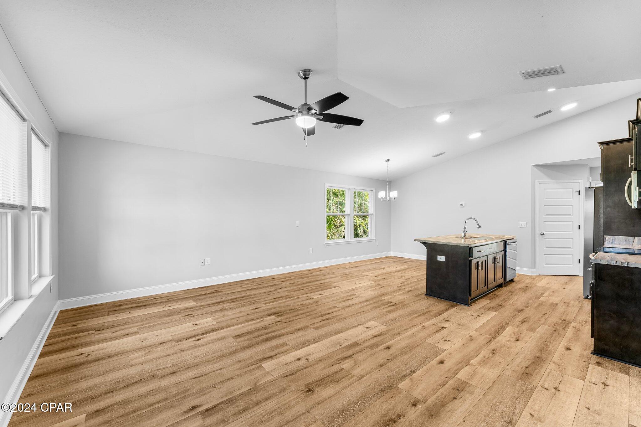 Coastal Lands 2nd Add - Residential