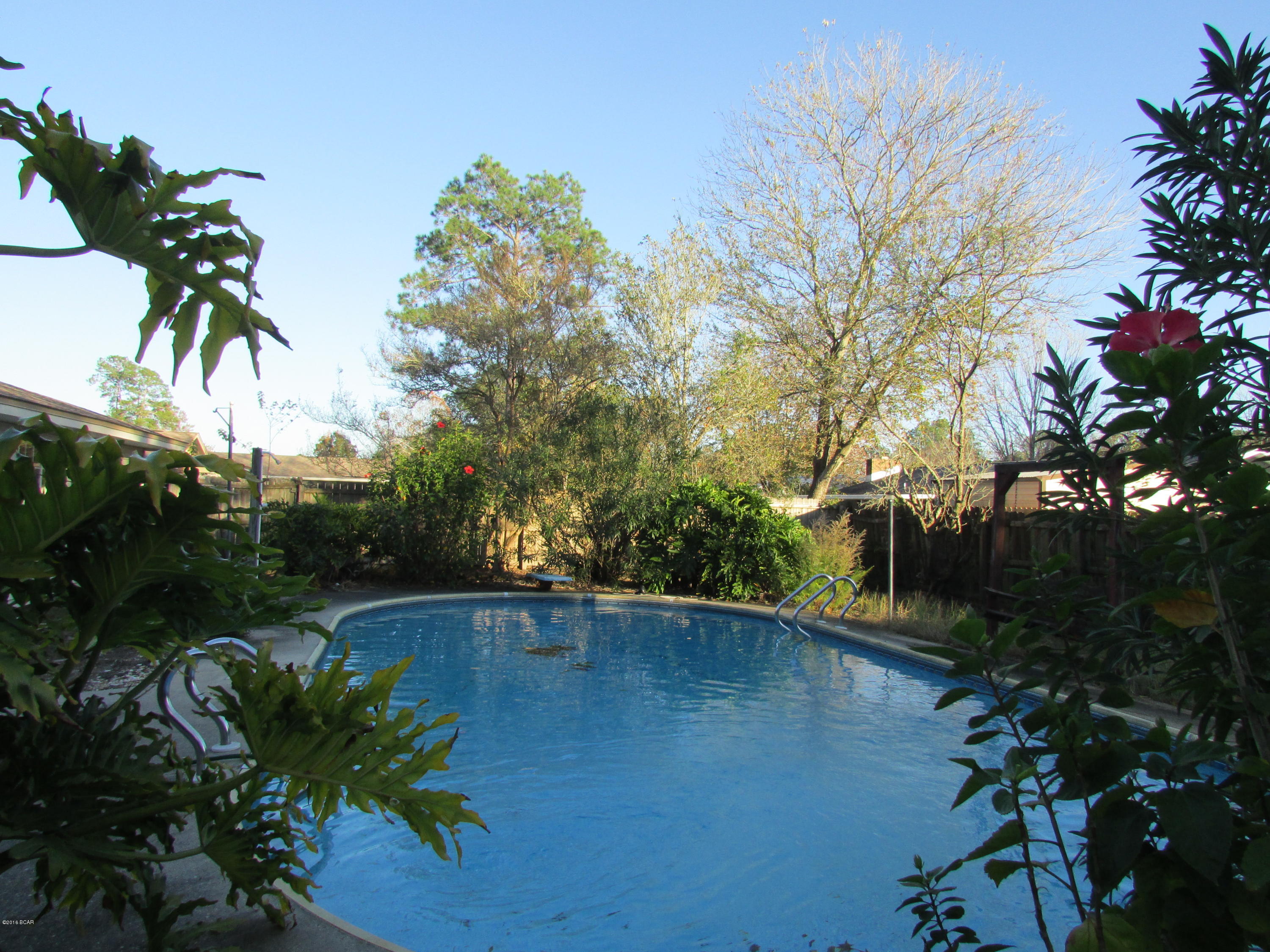 Belaire Estates Replat - Residential