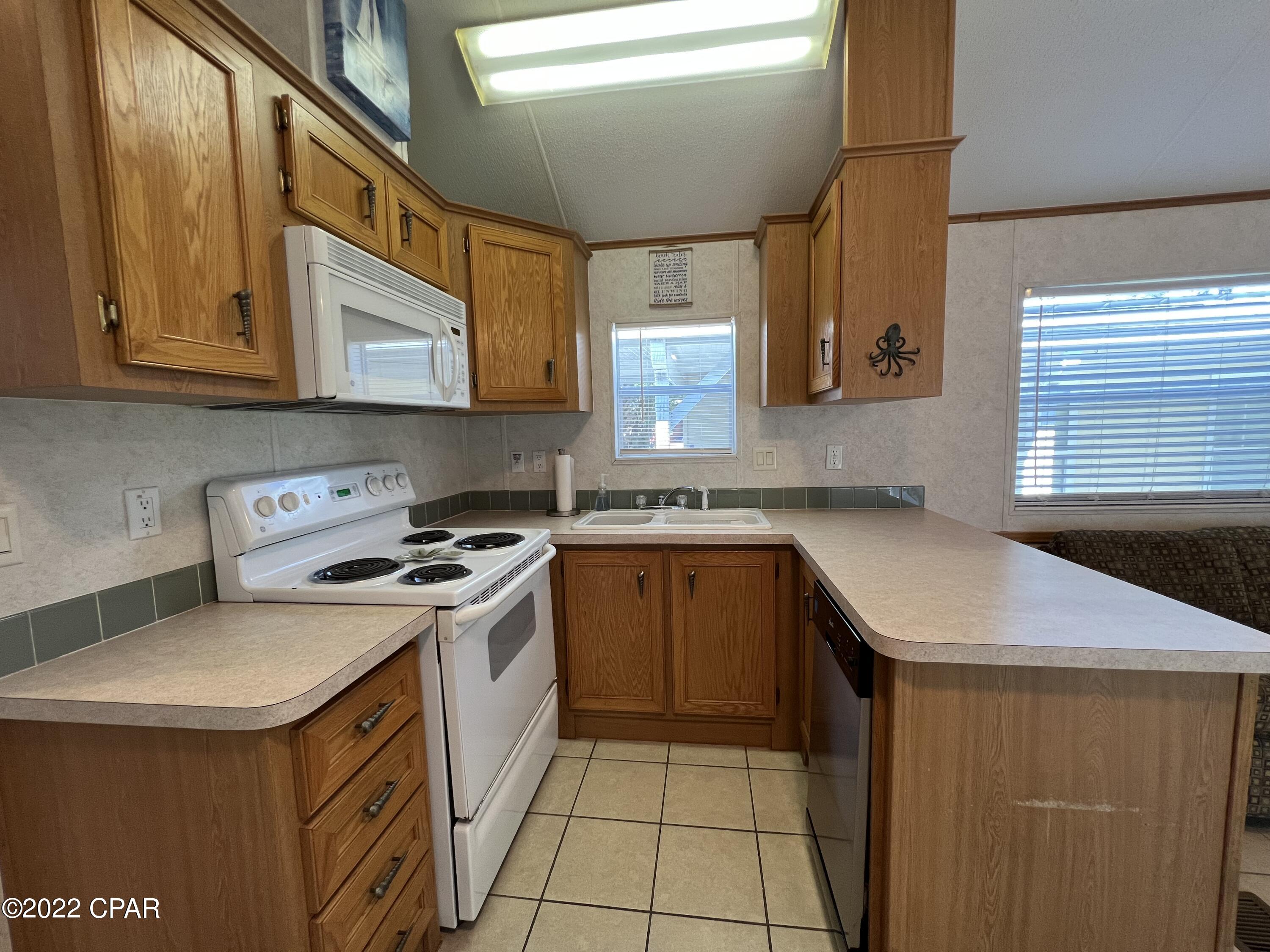 Emerald Pointe Resort - Residential