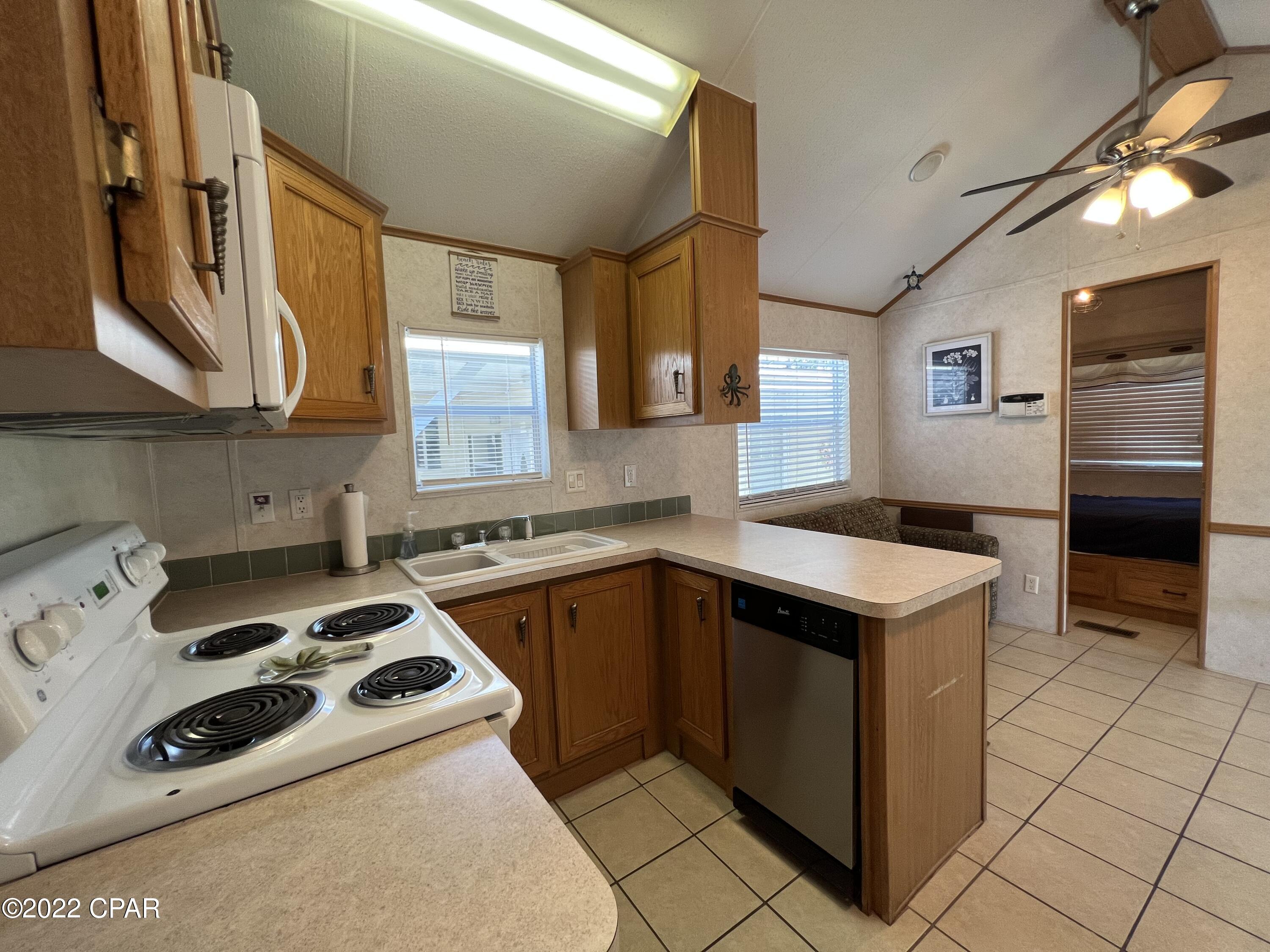 Emerald Pointe Resort - Residential