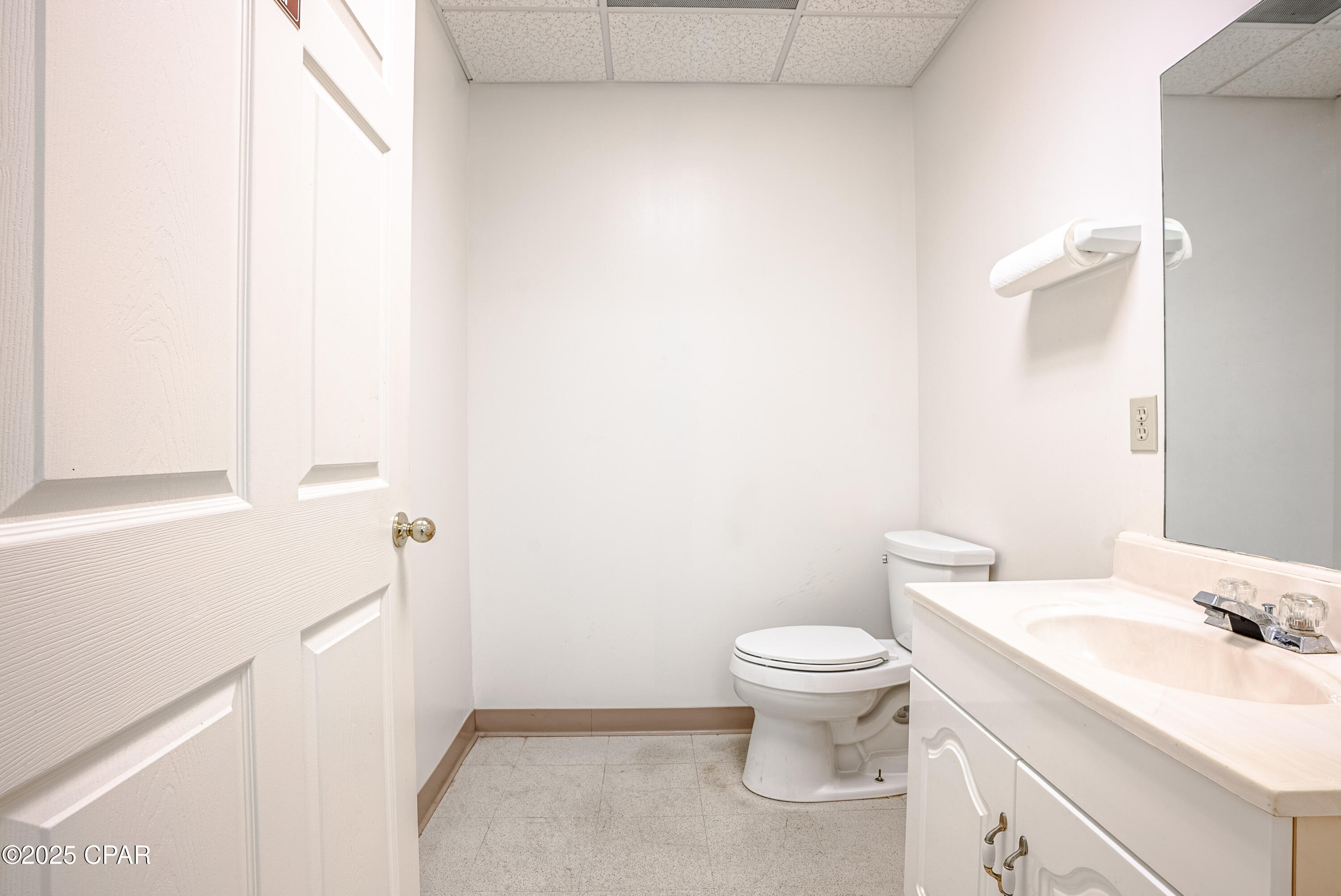 Thompson - Commercial Sale