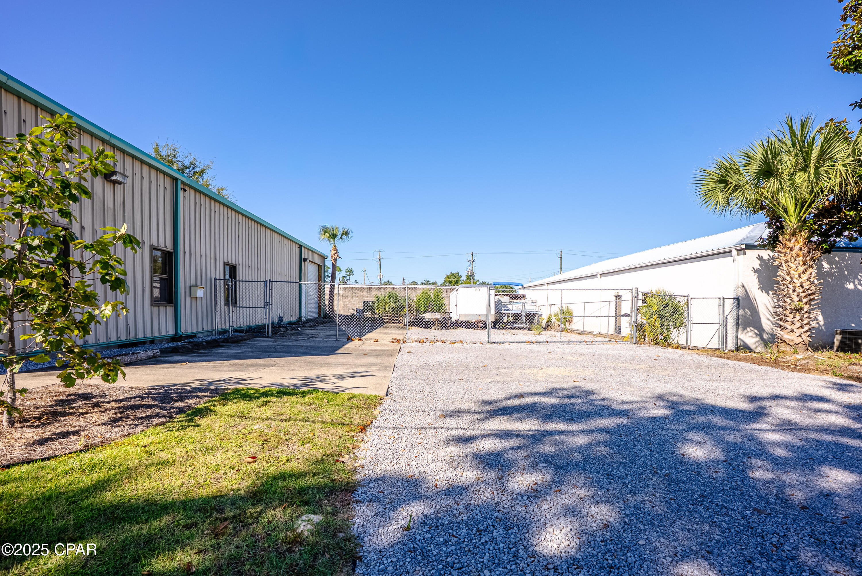 Thompson - Commercial Sale