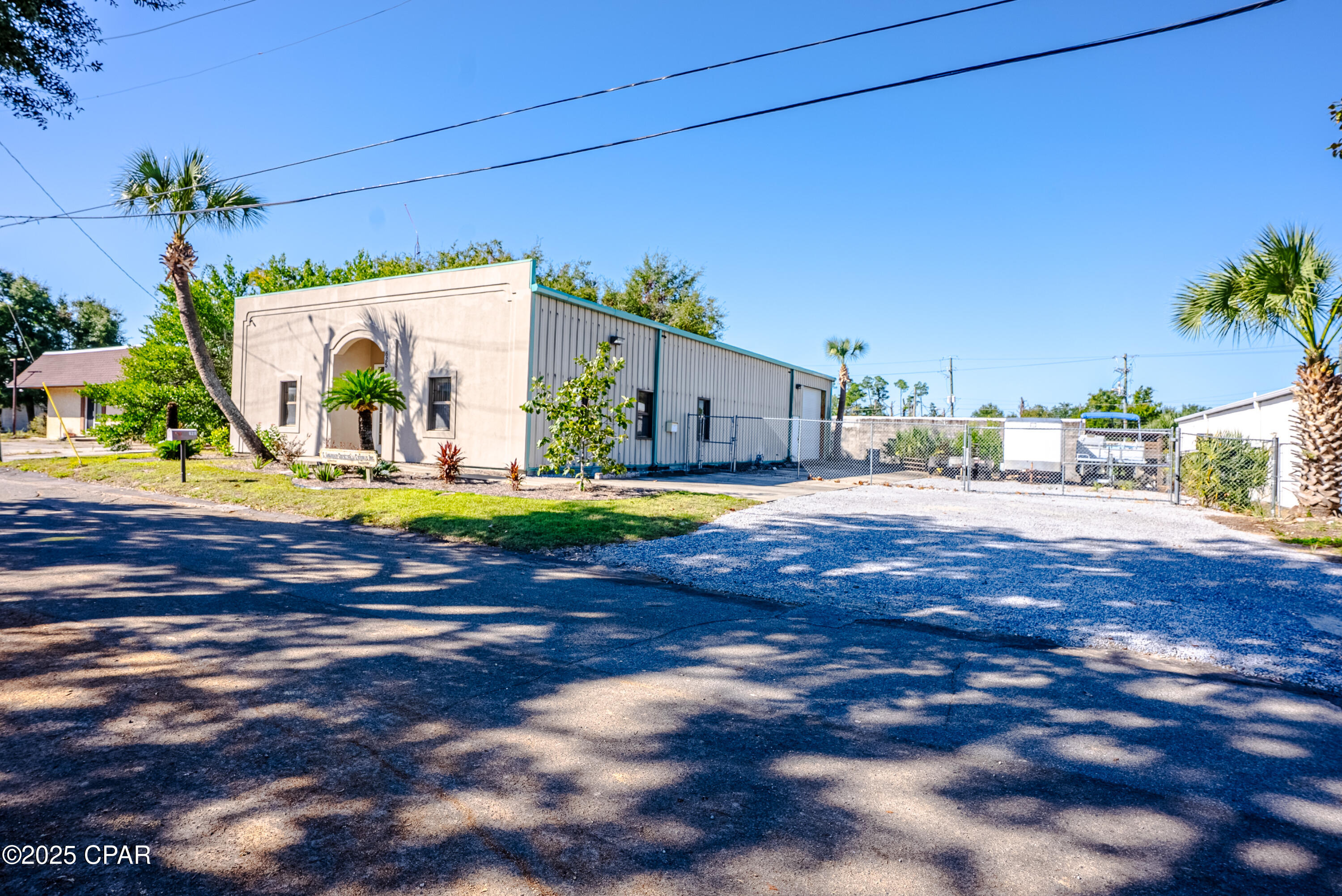 Thompson - Commercial Sale