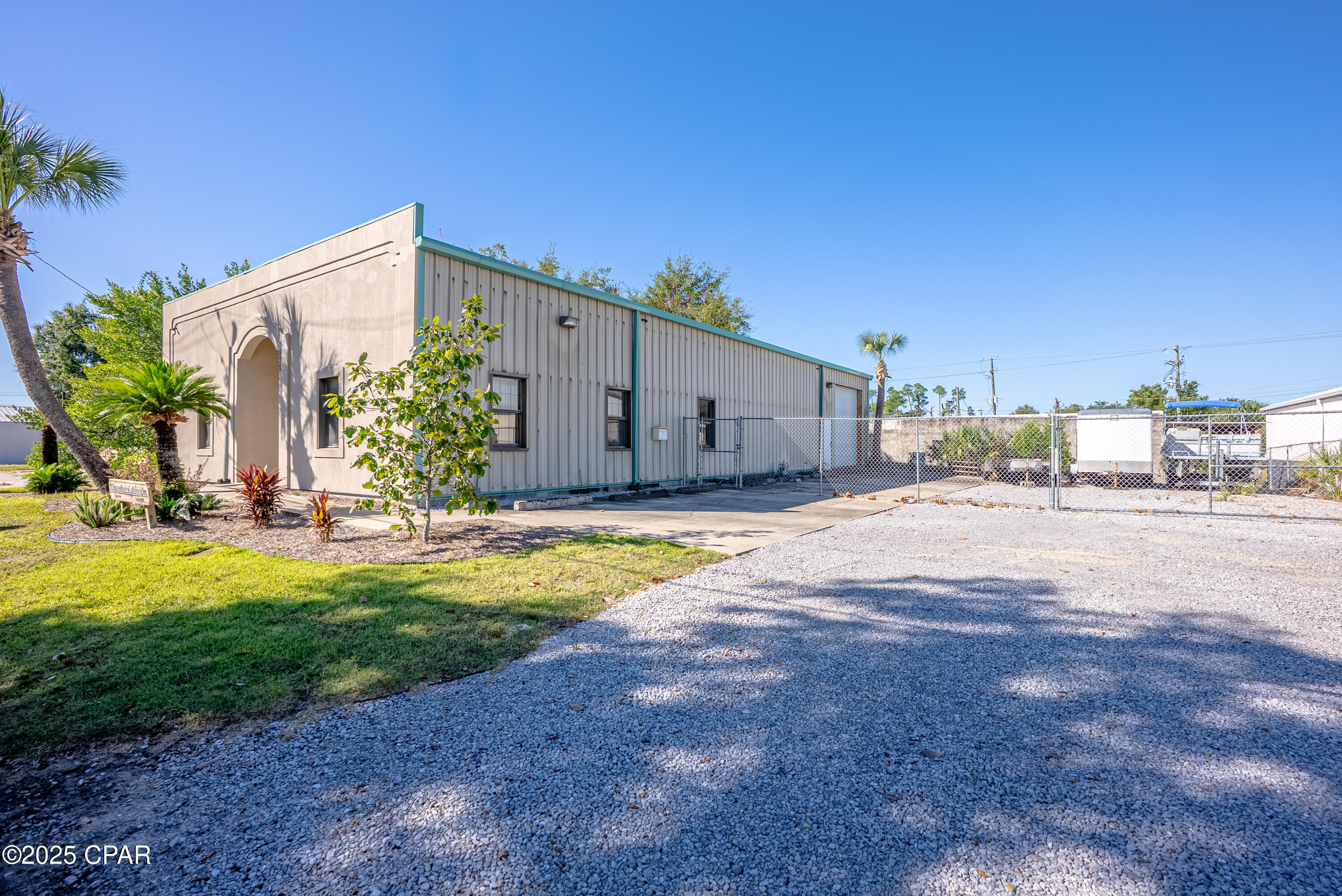 Thompson - Commercial Sale