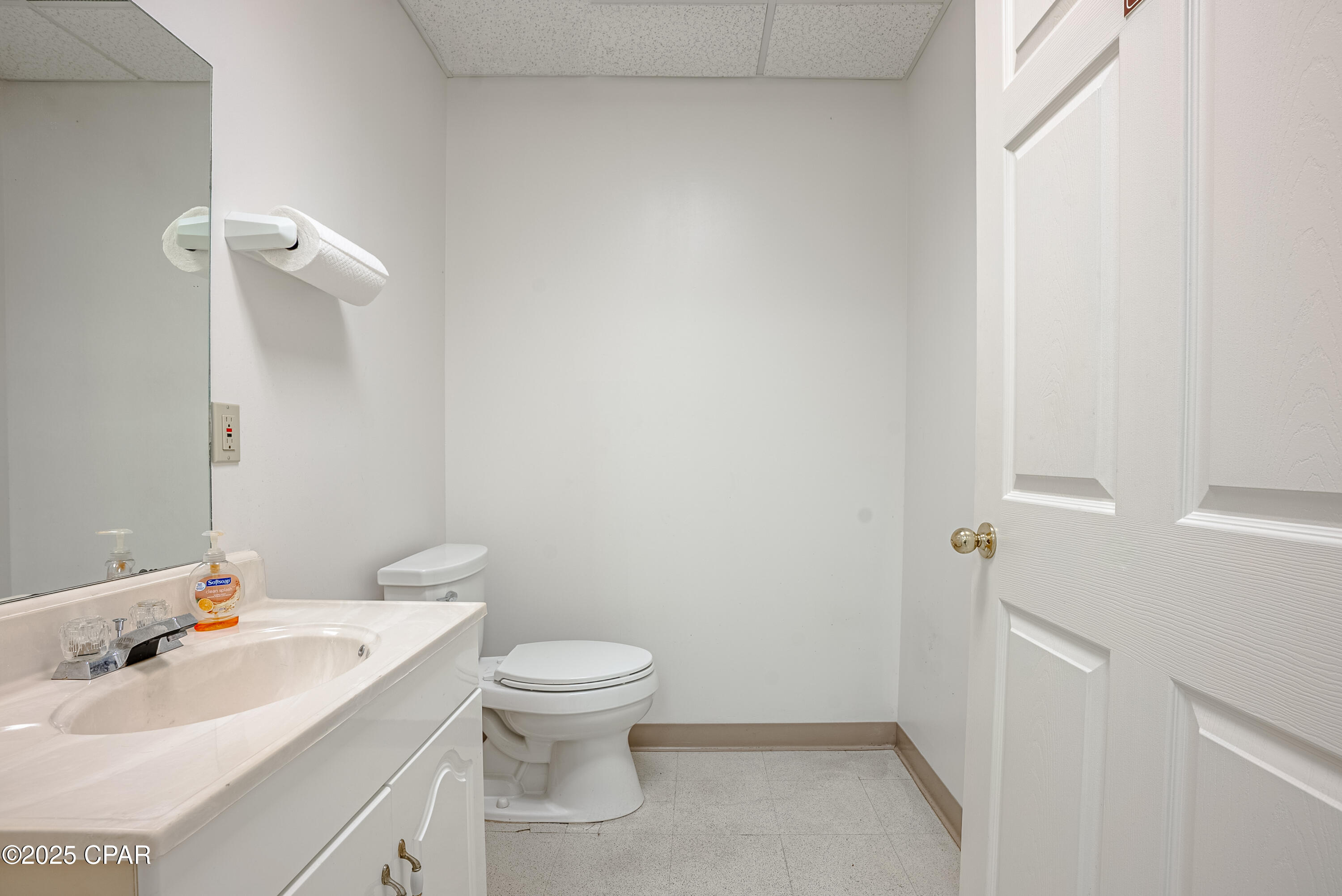 Thompson - Commercial Sale