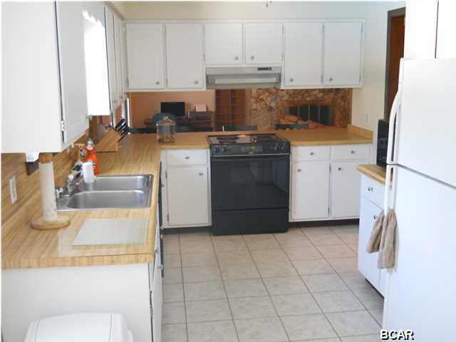 Stanford Place Unit 3 - Residential Lease