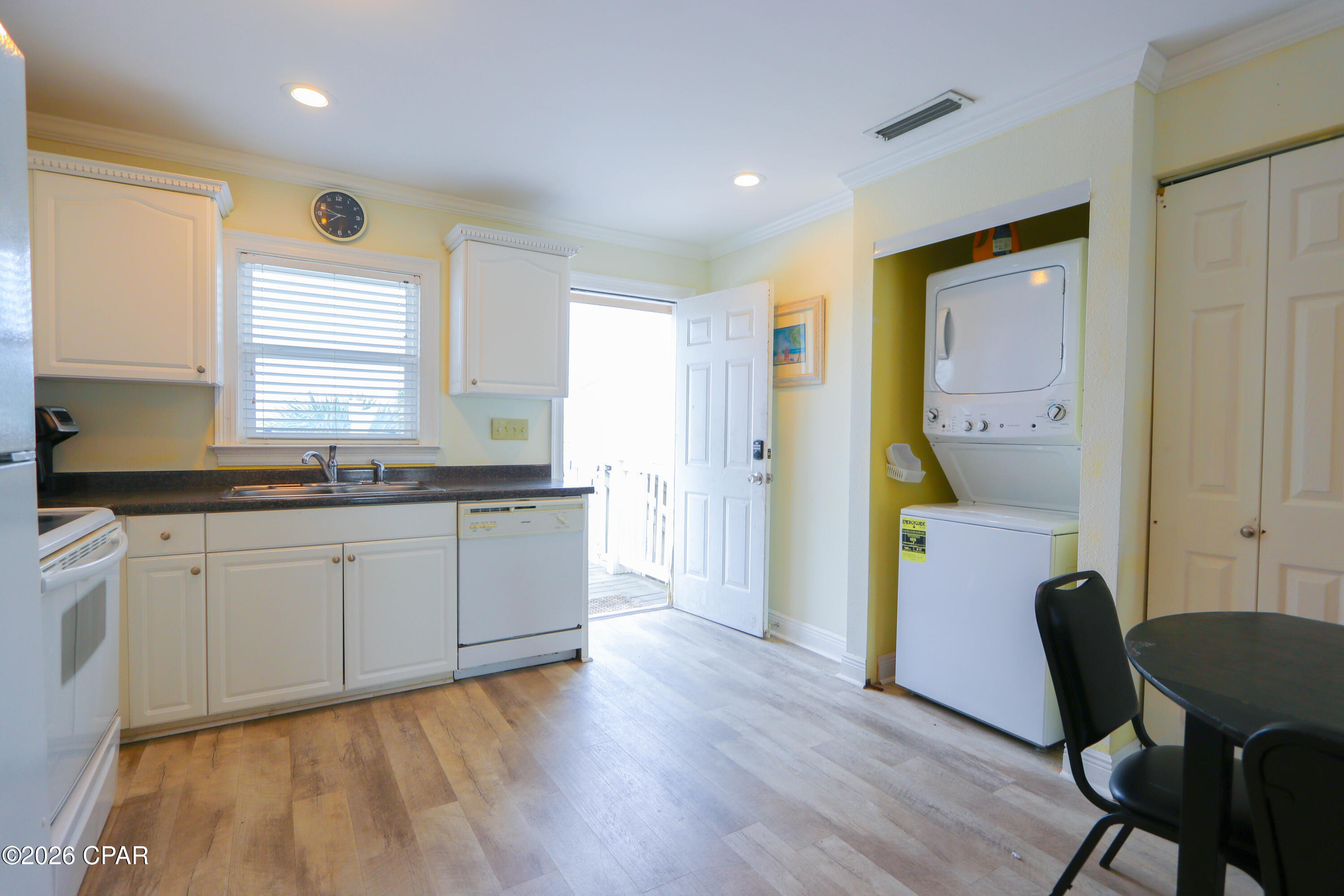 Gulfside Condo. - Residential