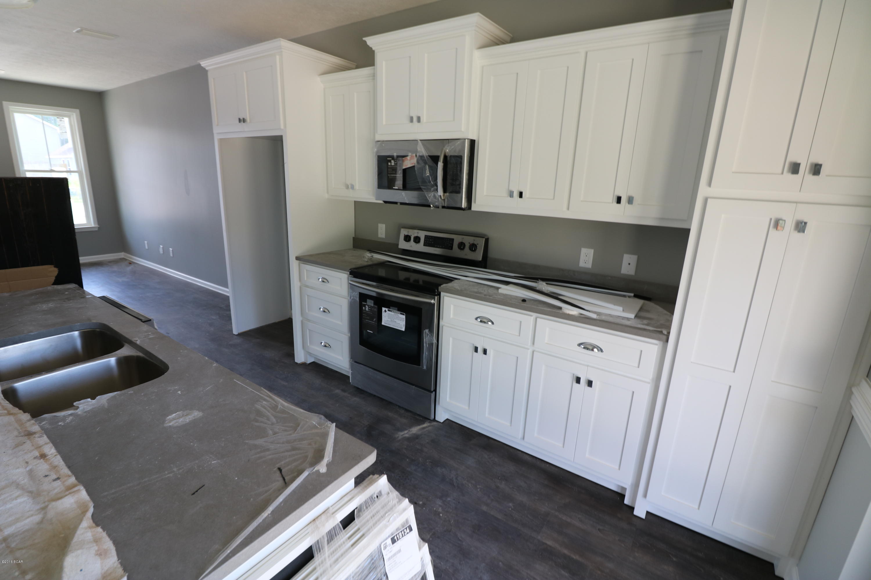 The Pines Of Lynn Haven - Residential