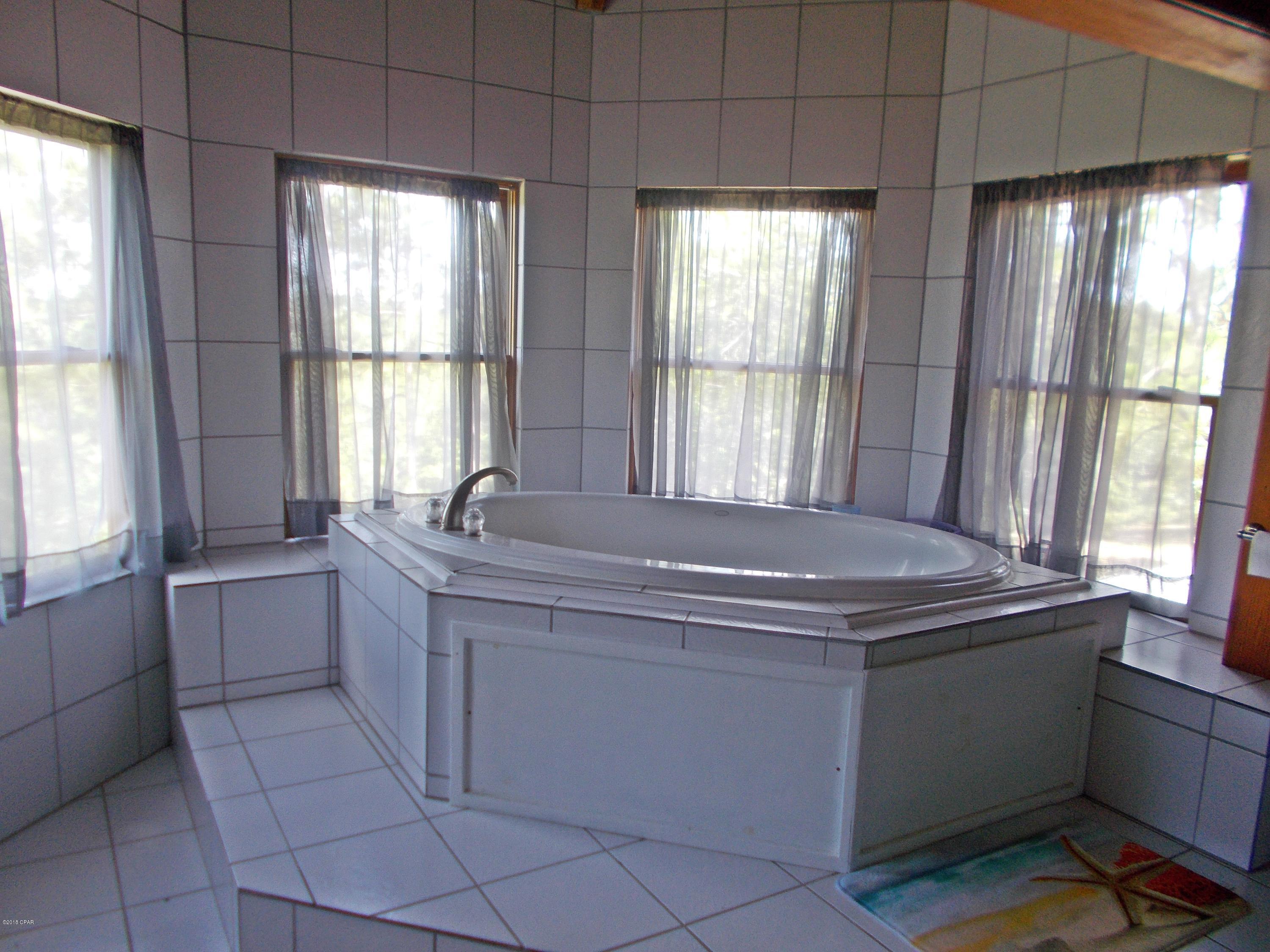 Compass Lake In The Hills - Residential