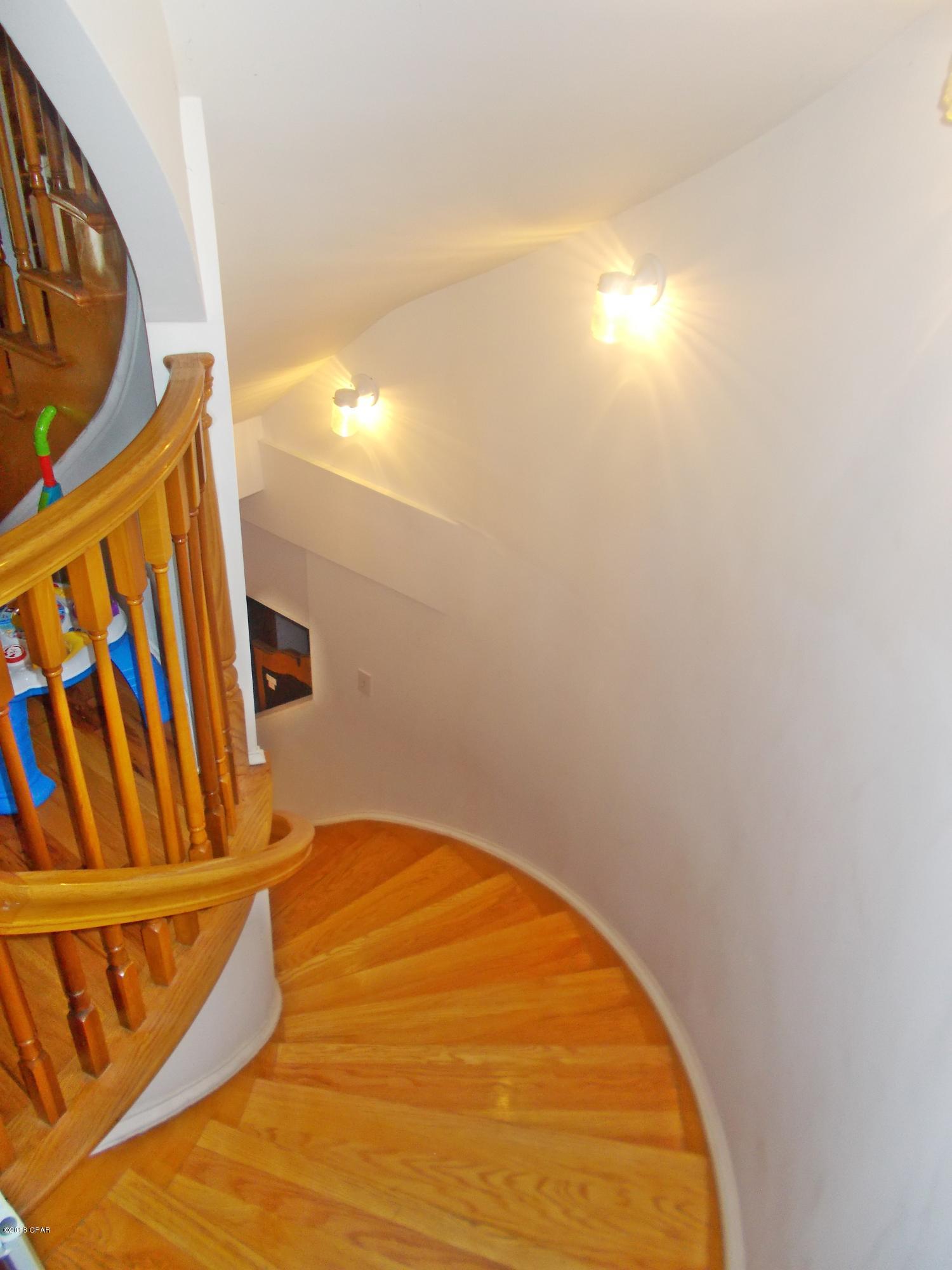 Compass Lake In The Hills - Residential