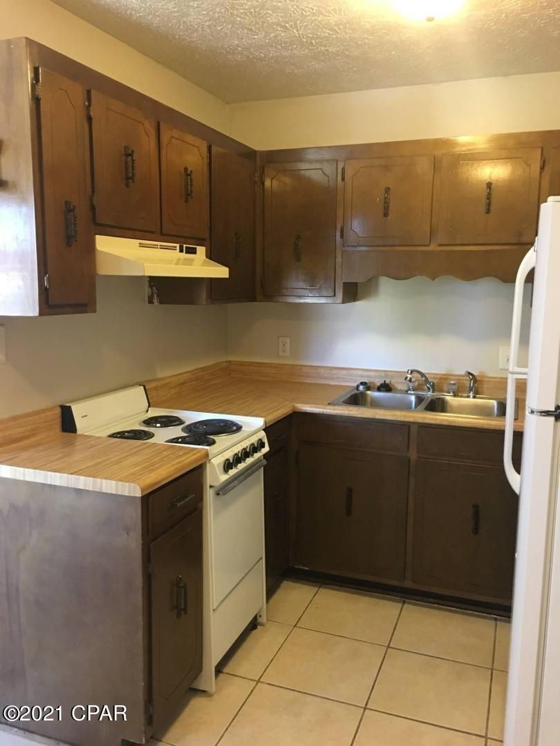 [No Recorded Subdiv] - Residential Lease