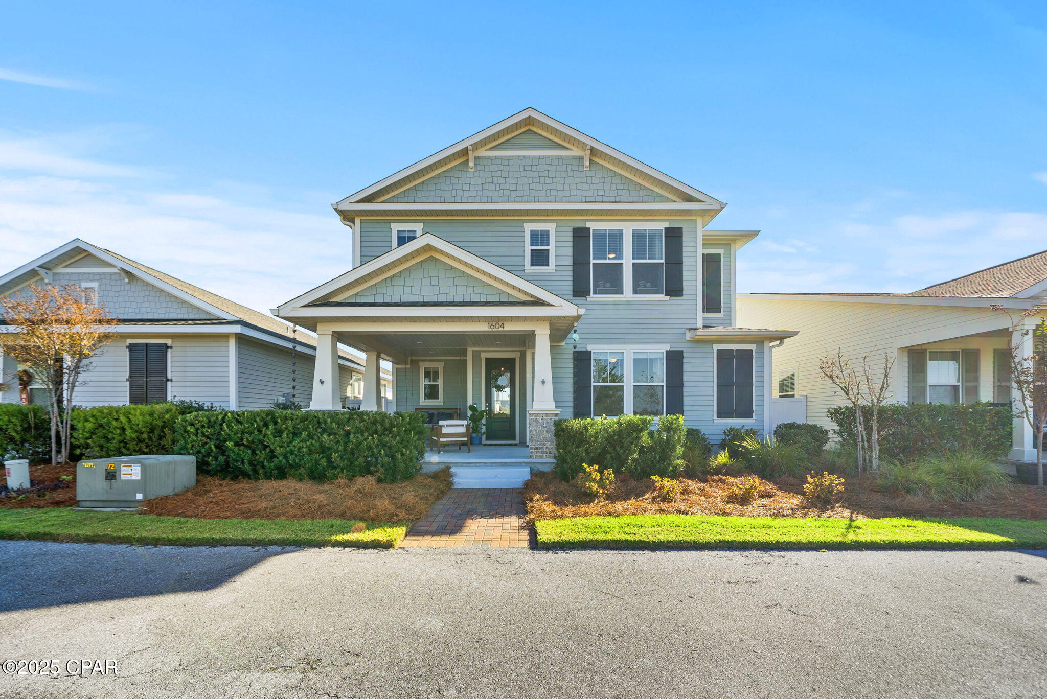 1604 N Discovery Loop