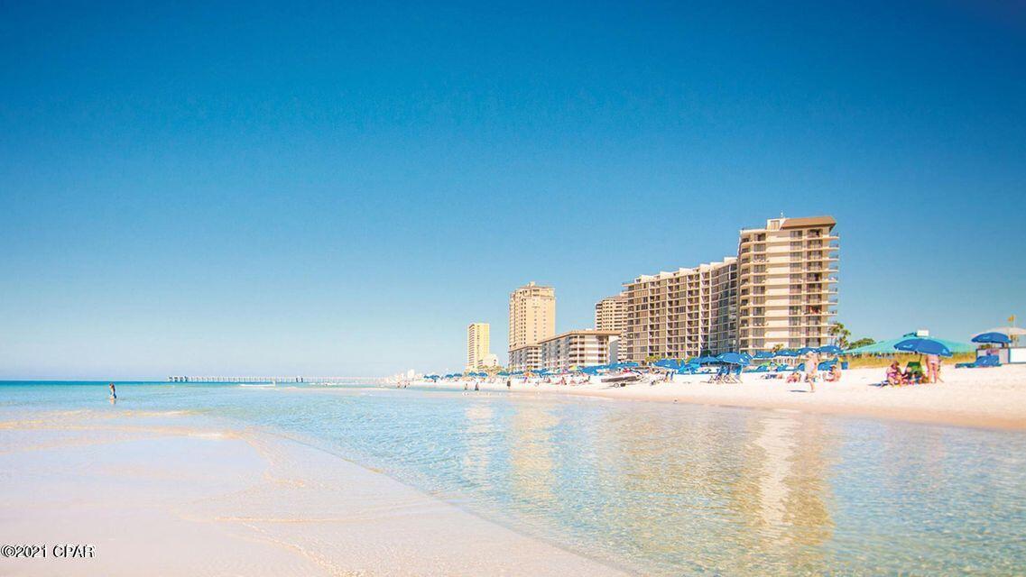 Forest Hills Tennis Villas - Residential