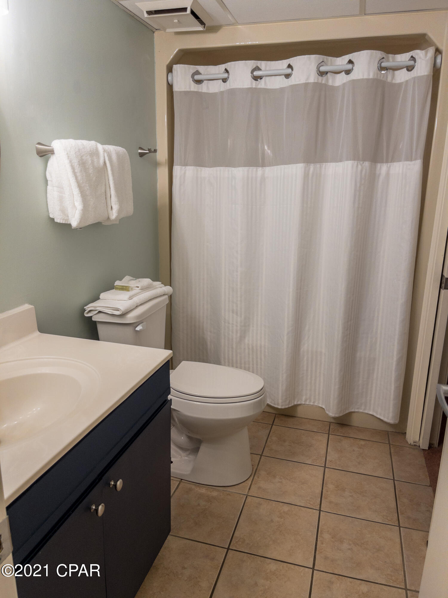 Forest Hills Tennis Villas - Residential