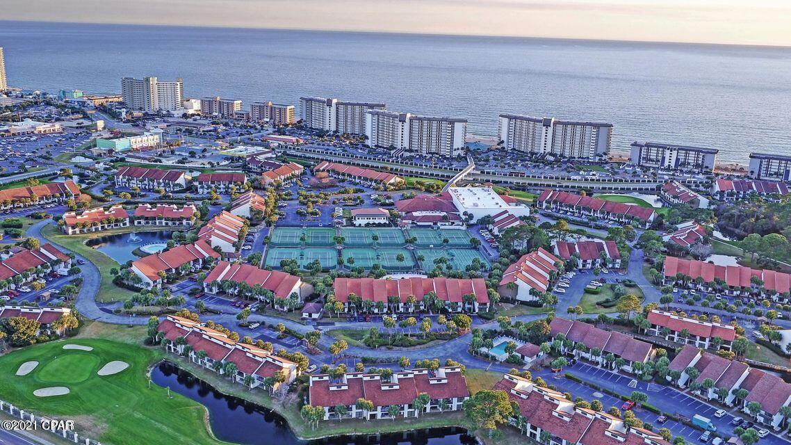 Forest Hills Tennis Villas - Residential