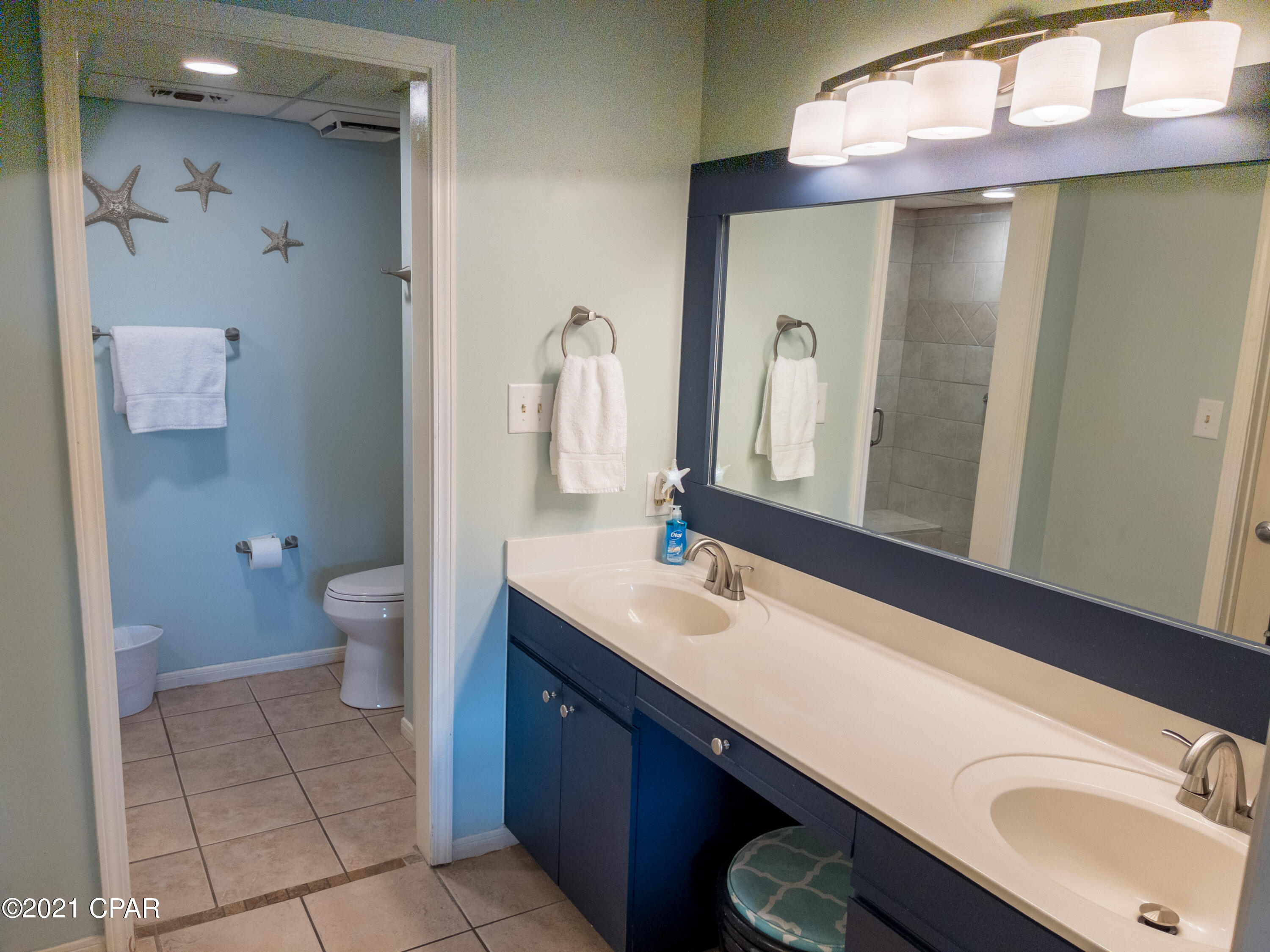 Forest Hills Tennis Villas - Residential