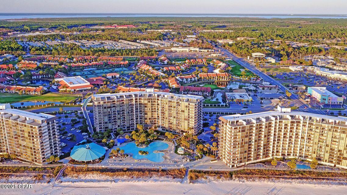 Forest Hills Tennis Villas - Residential