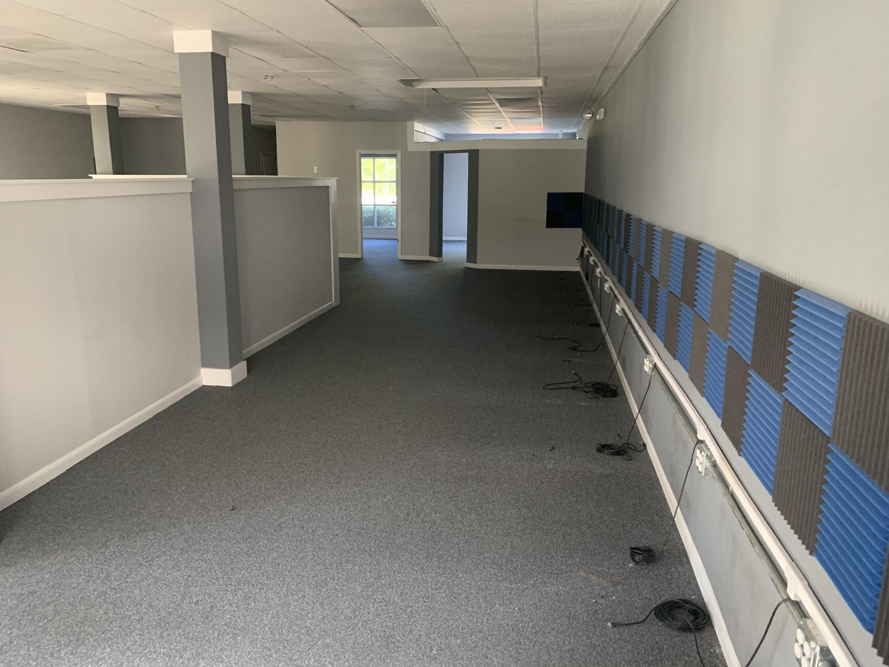 Promenade Shopping Mall - Commercial Lease