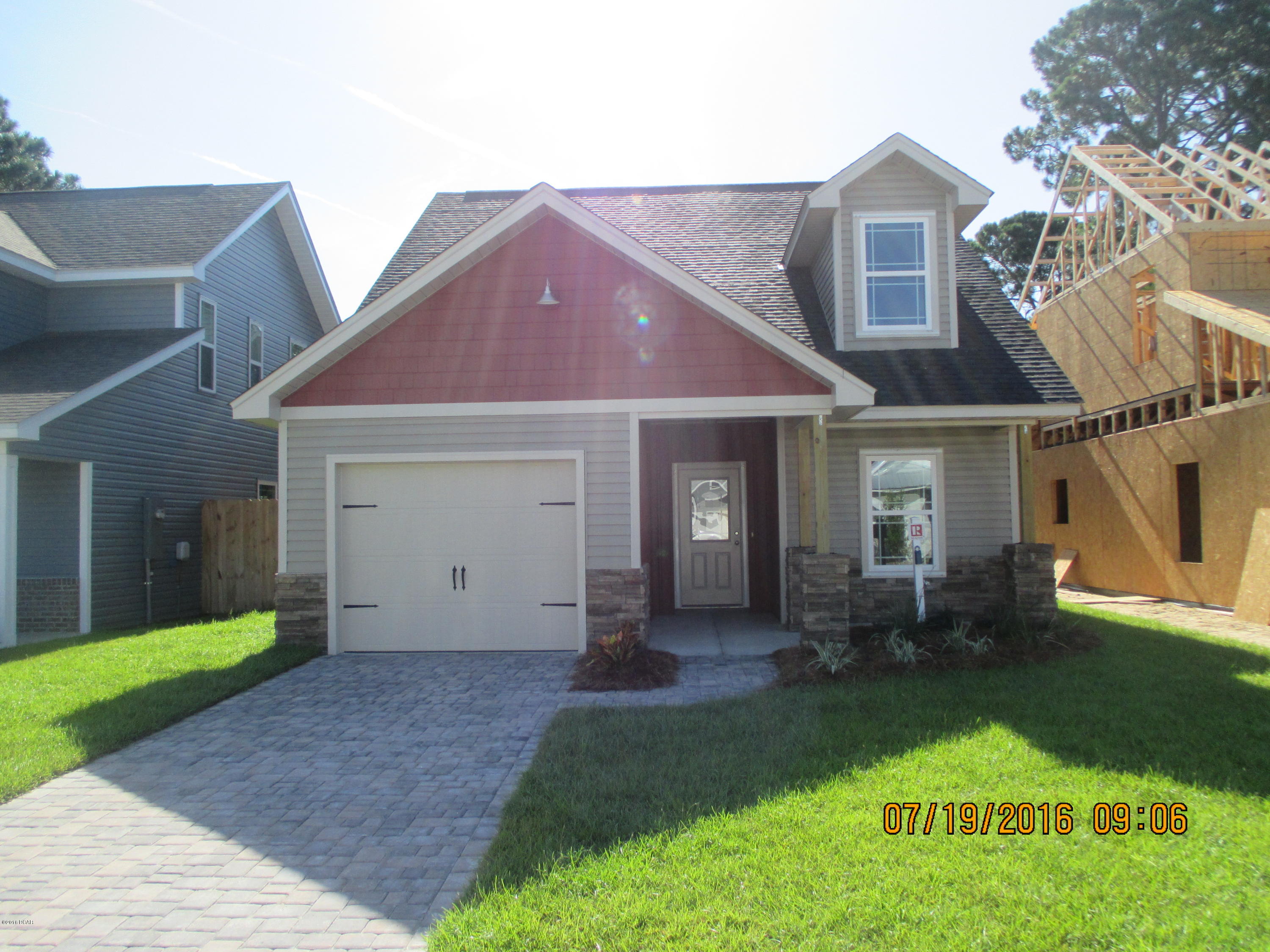 Hidden Lagoon - Residential