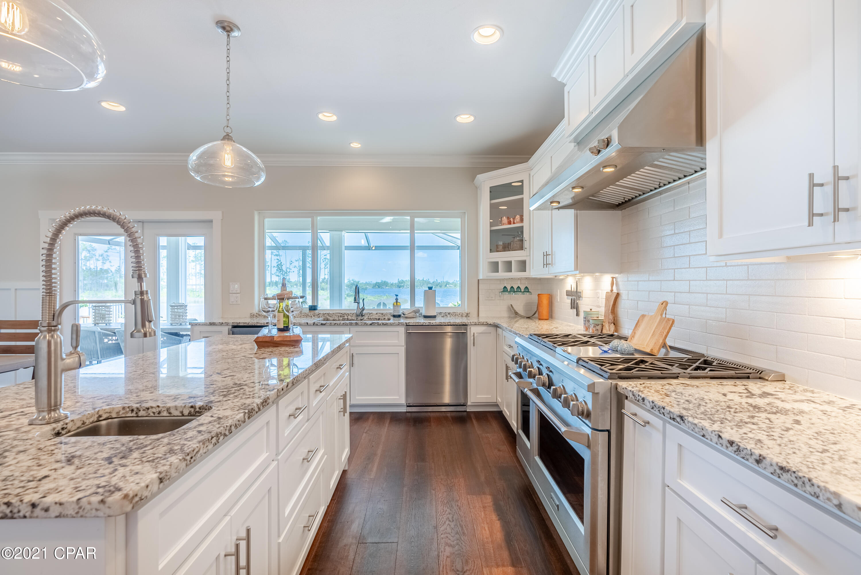 Laird Bayou - Residential