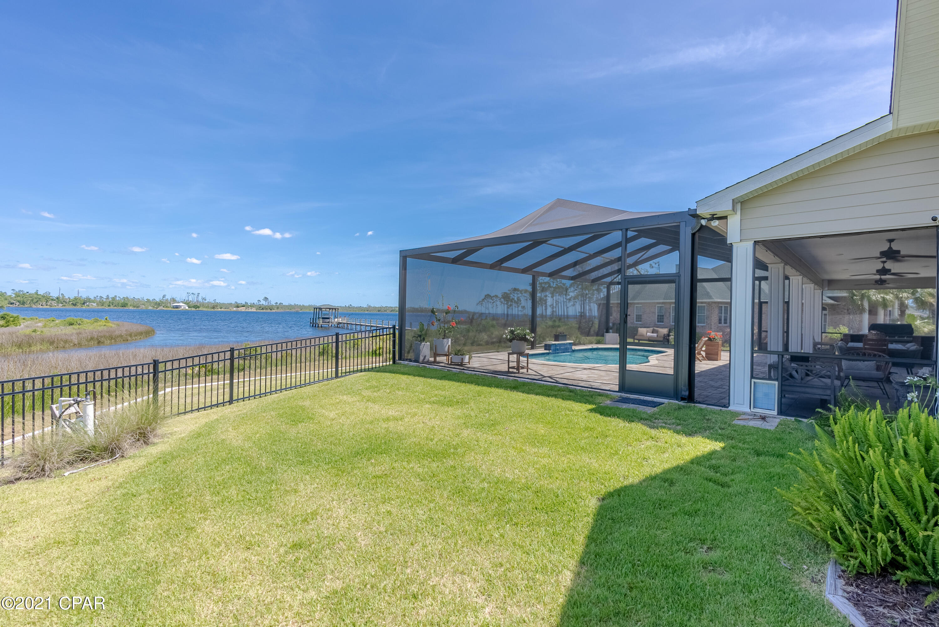 Laird Bayou - Residential