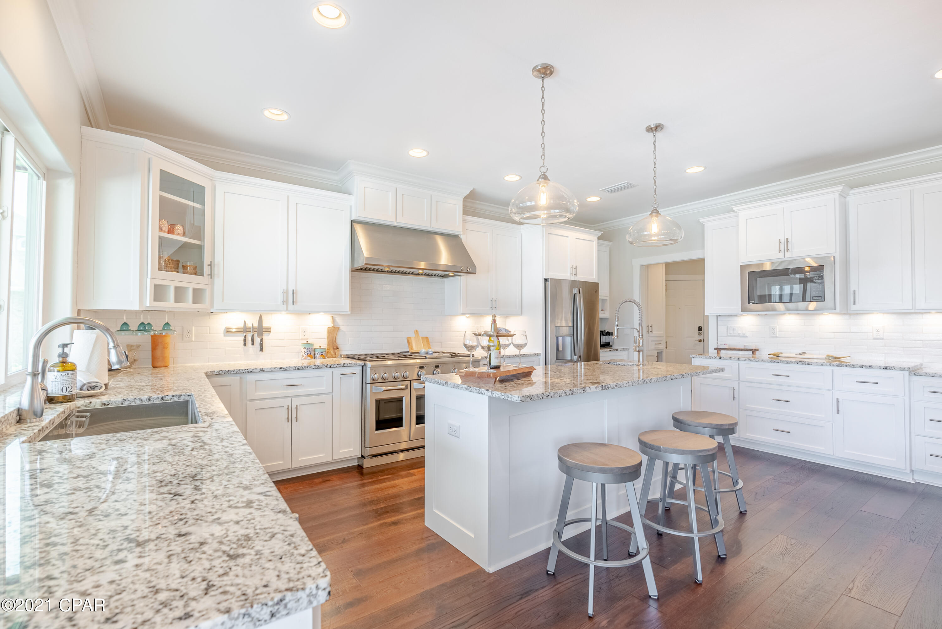 Laird Bayou - Residential