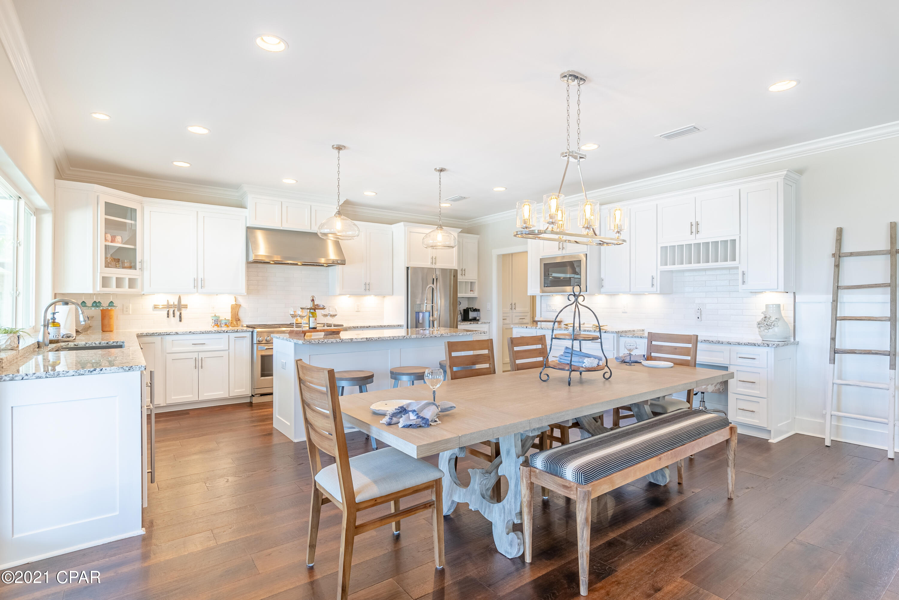 Laird Bayou - Residential