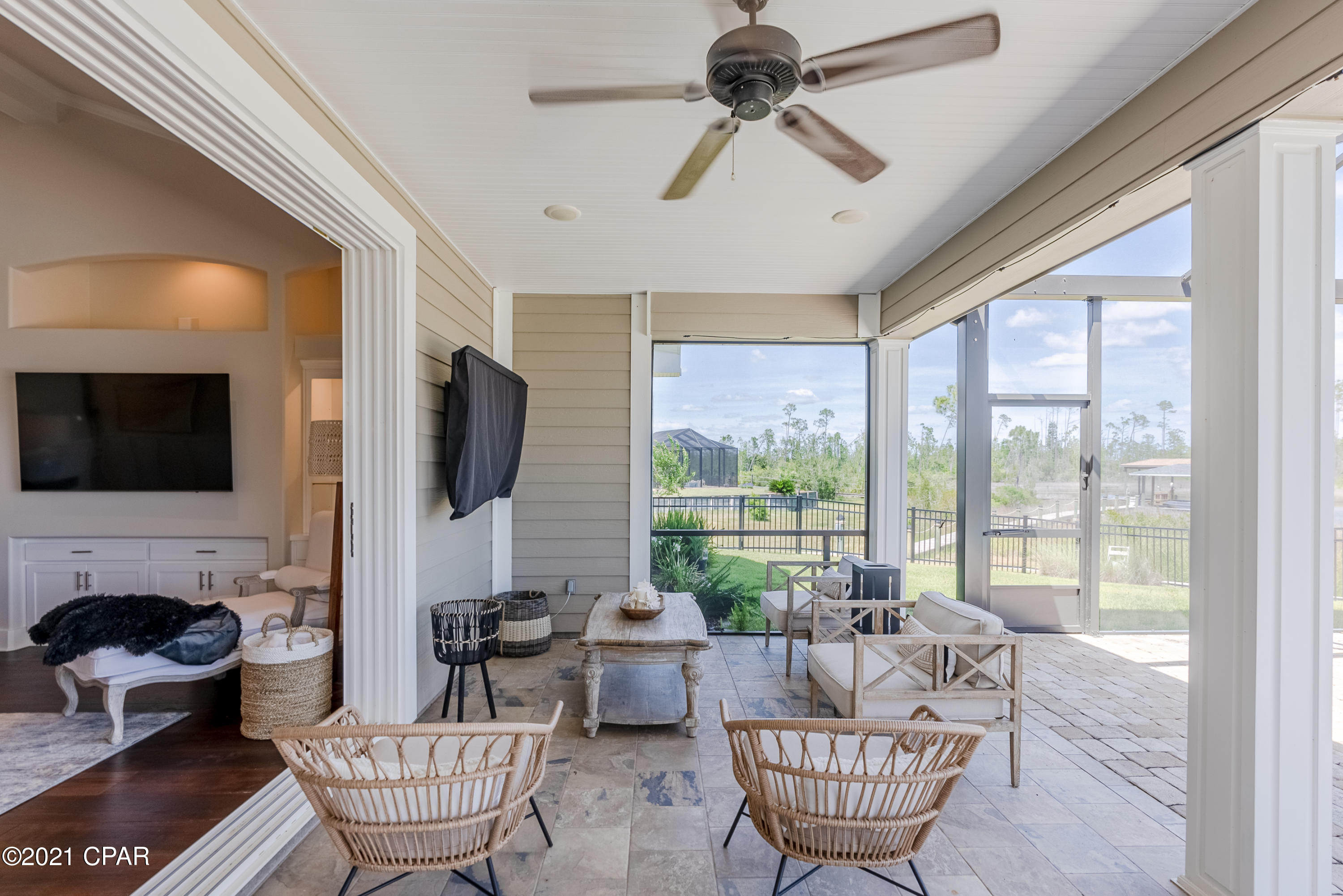 Laird Bayou - Residential