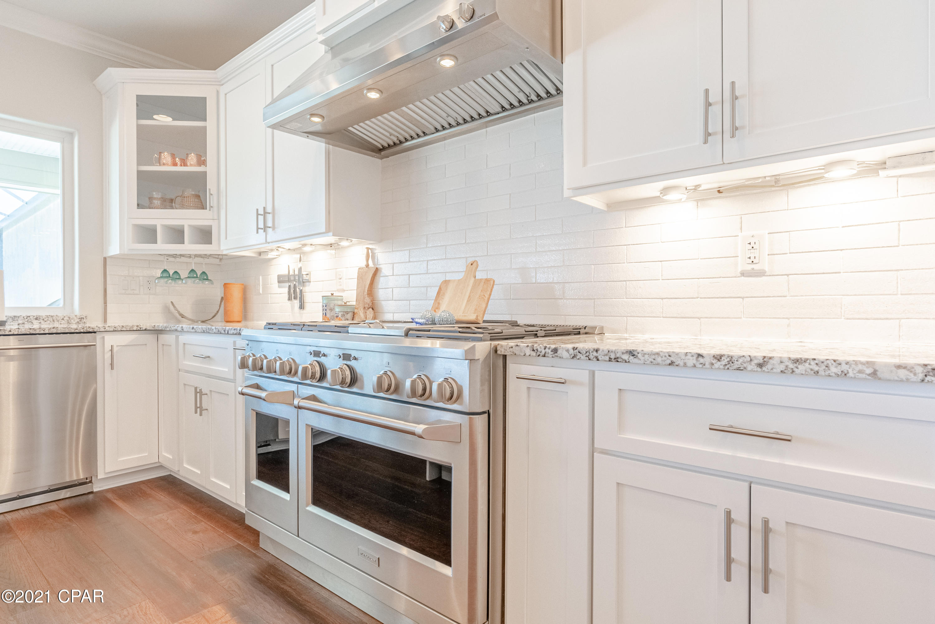 Laird Bayou - Residential