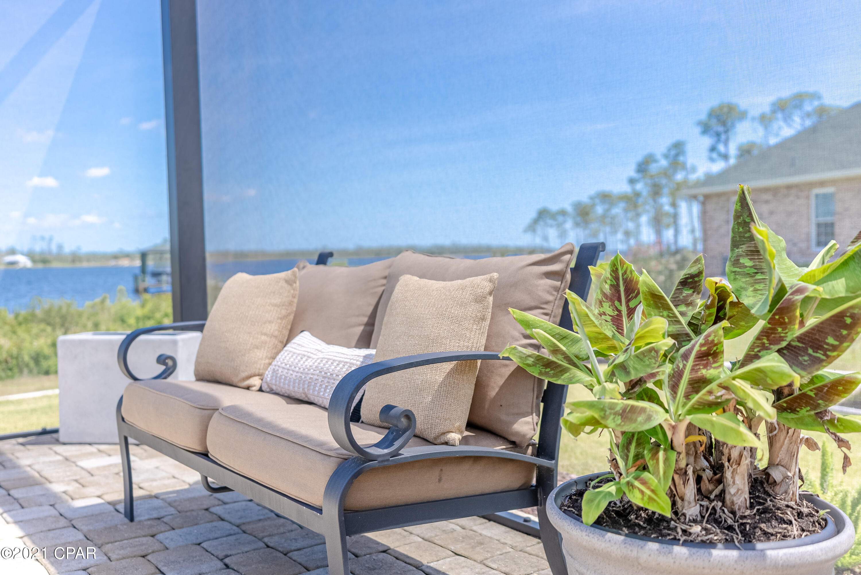 Laird Bayou - Residential