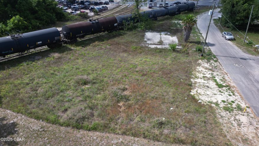 Come see this great lot across from the paper mill. lot should be mobile home friendly. please check with local municipality. 
Beautiful commercial lot nestled in Springfield fitting all of your business needs. Seller financing  available. must verify but maybe a great spot for a coffee shop