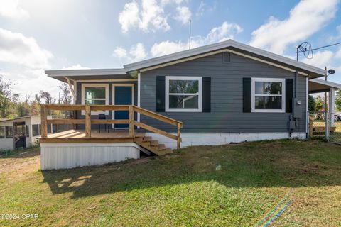 A home in Sneads