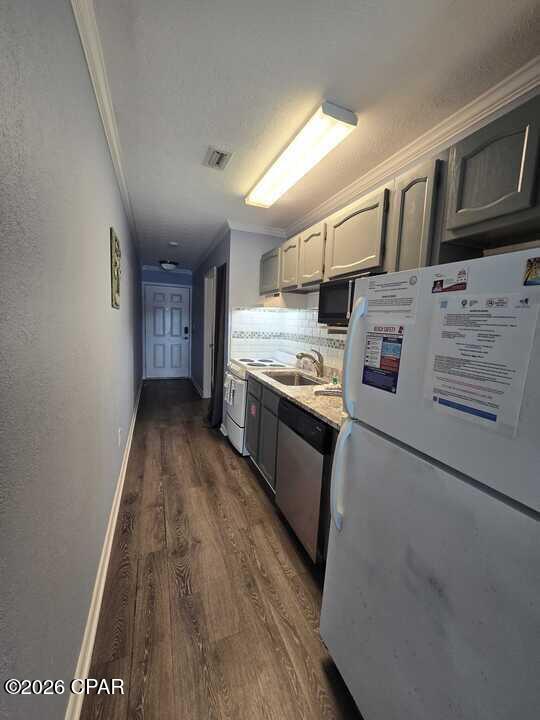 [No Recorded Subdiv] - Residential Lease