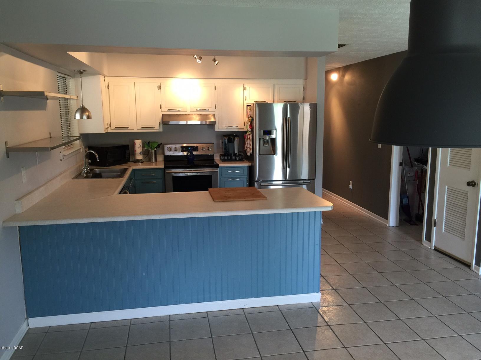 Holiday Beach Unit 13 - Residential Lease